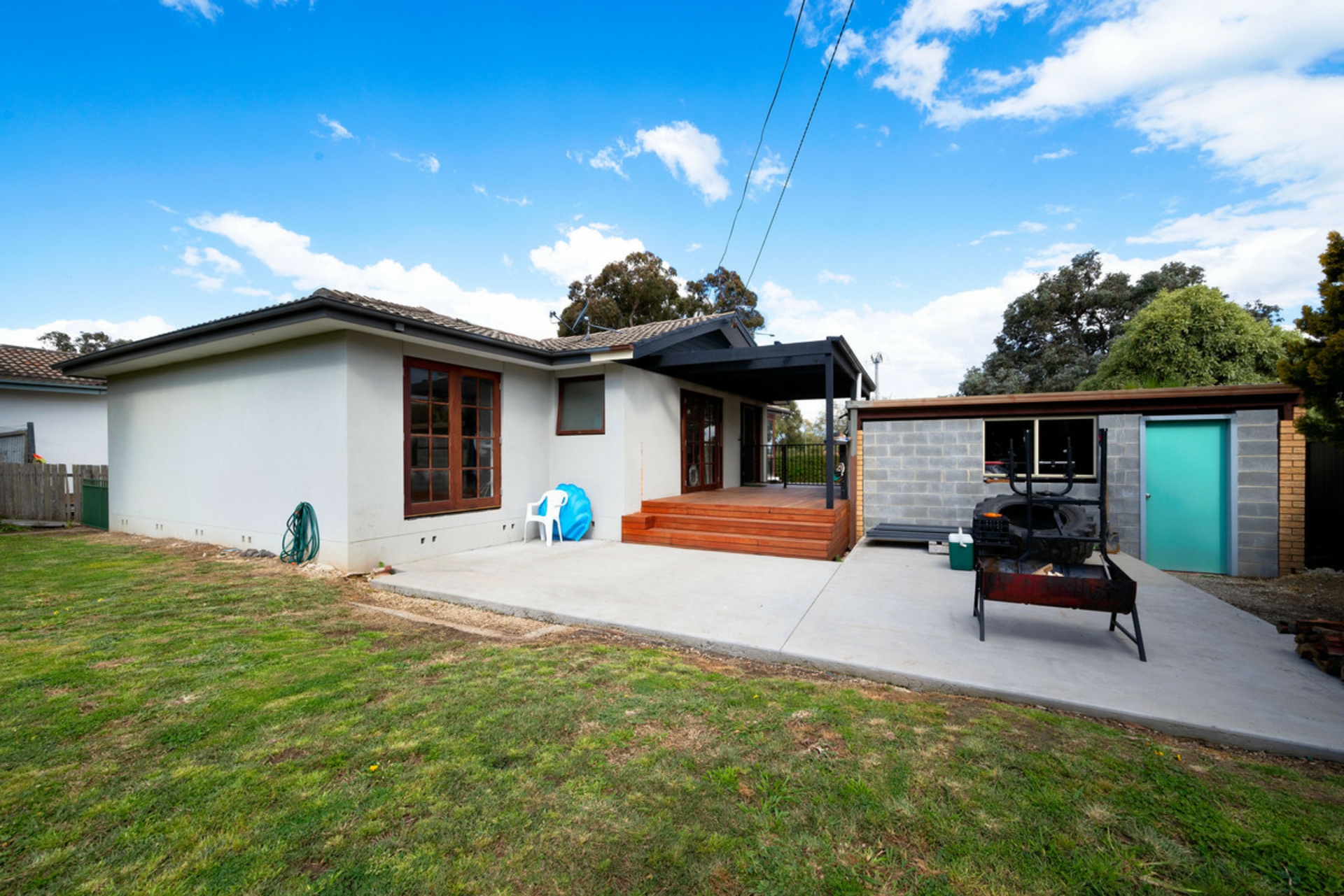 95 Copland Drive, MELBA