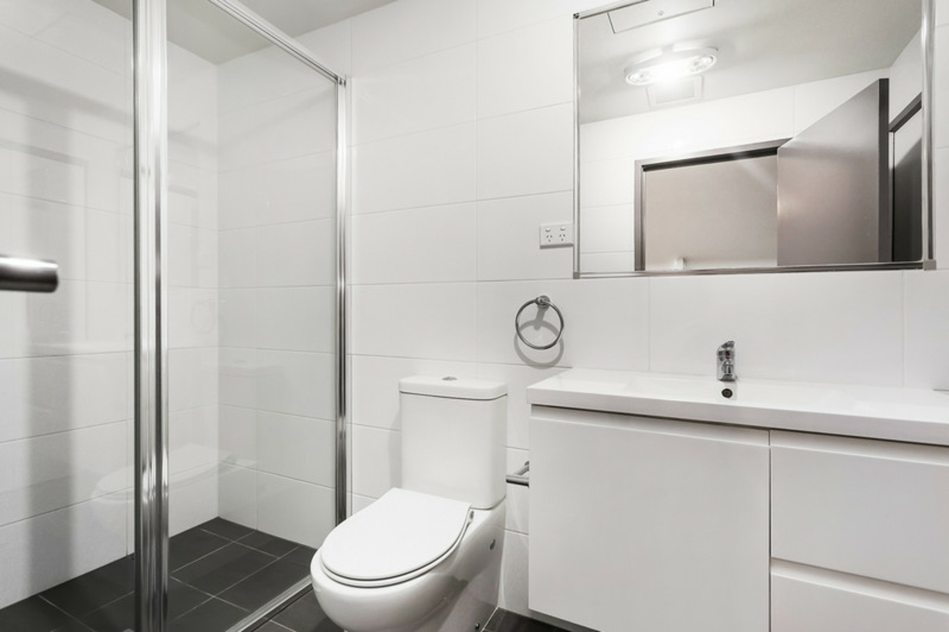 60/41 Clare Burton Crescent, FRANKLIN