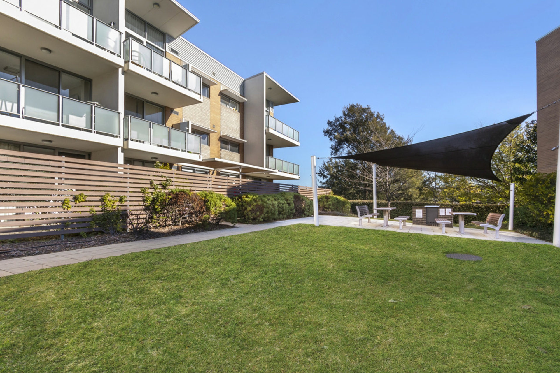 177/116 Easty Street, PHILLIP