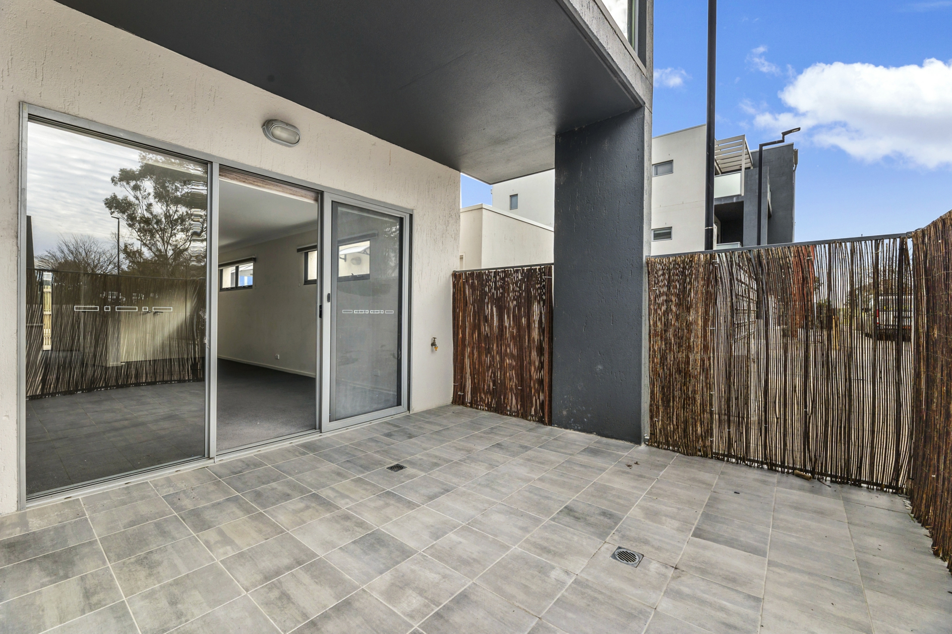 82/75 Elizabeth Jolley Crescent, FRANKLIN