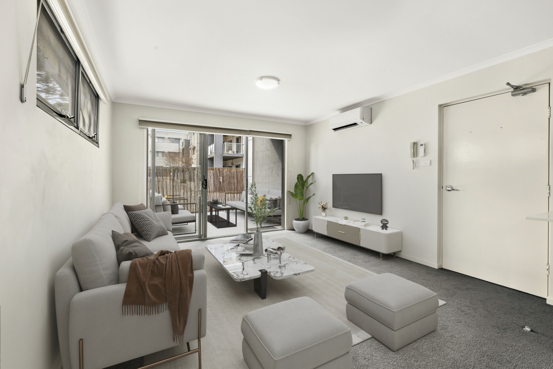 82/75 Elizabeth Jolley Crescent, FRANKLIN