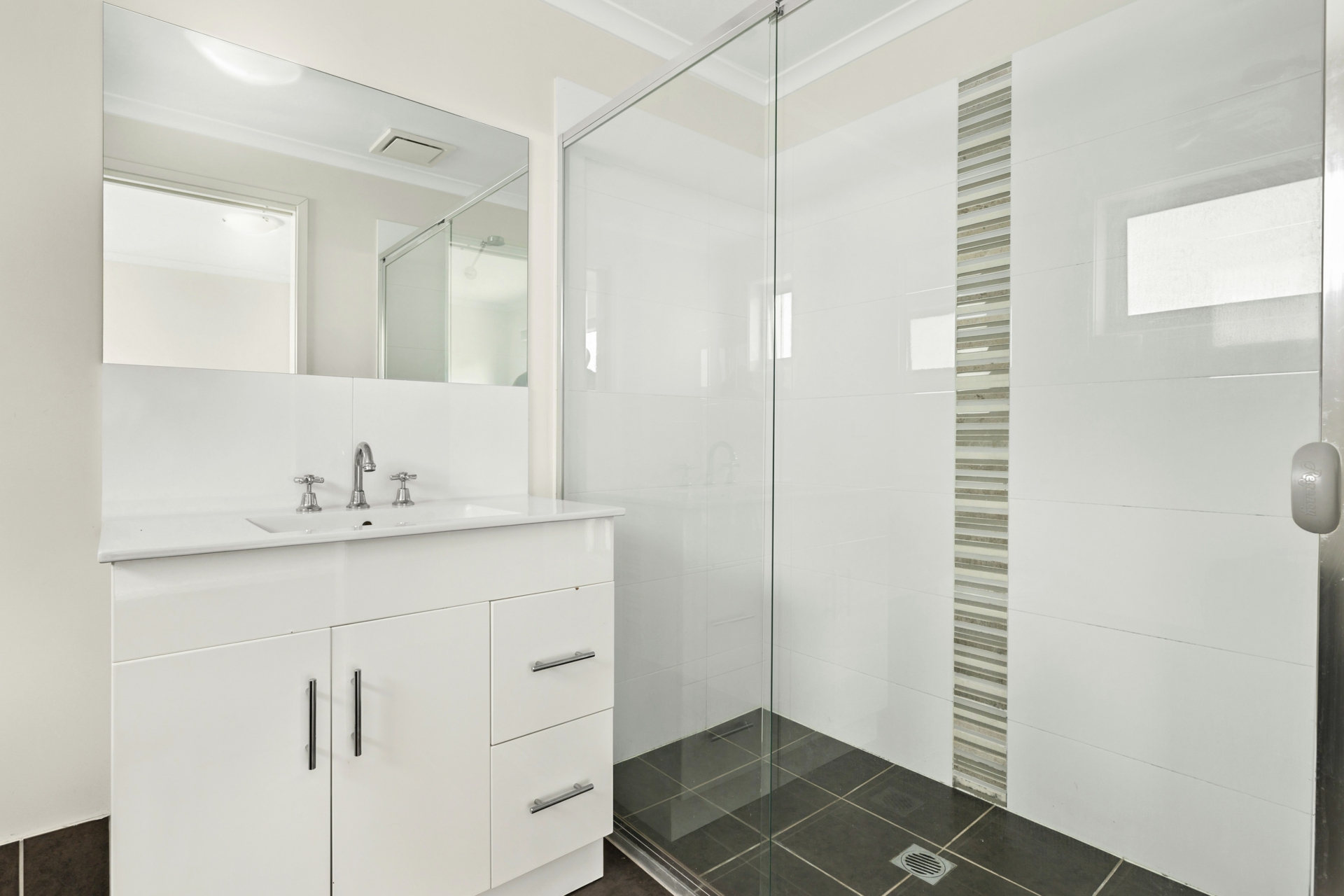 82/75 Elizabeth Jolley Crescent, FRANKLIN