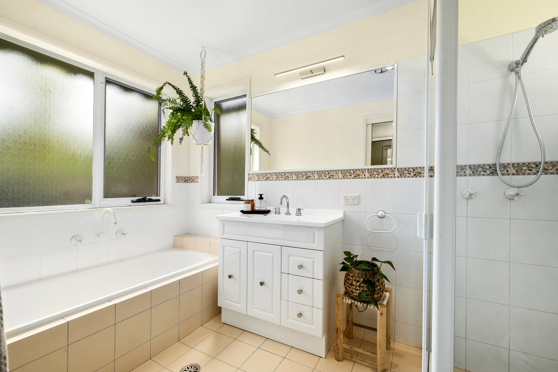 13 Rumbelow Court, NICHOLLS
