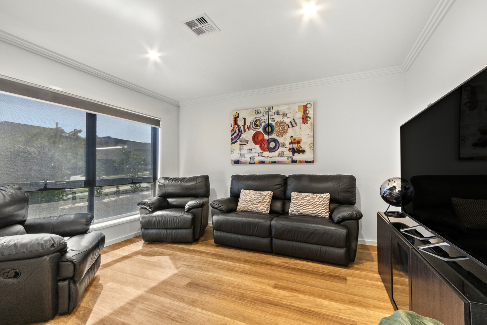 2 Verreaux Crescent, THROSBY