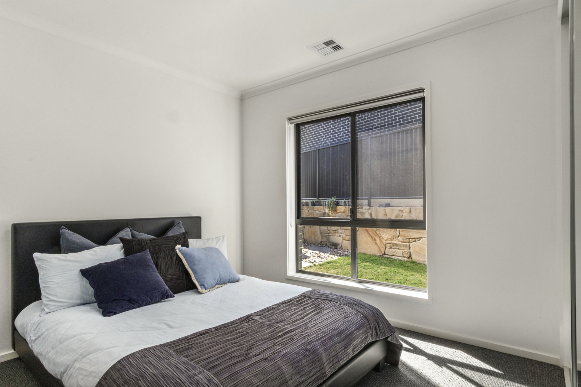 2 Verreaux Crescent, THROSBY