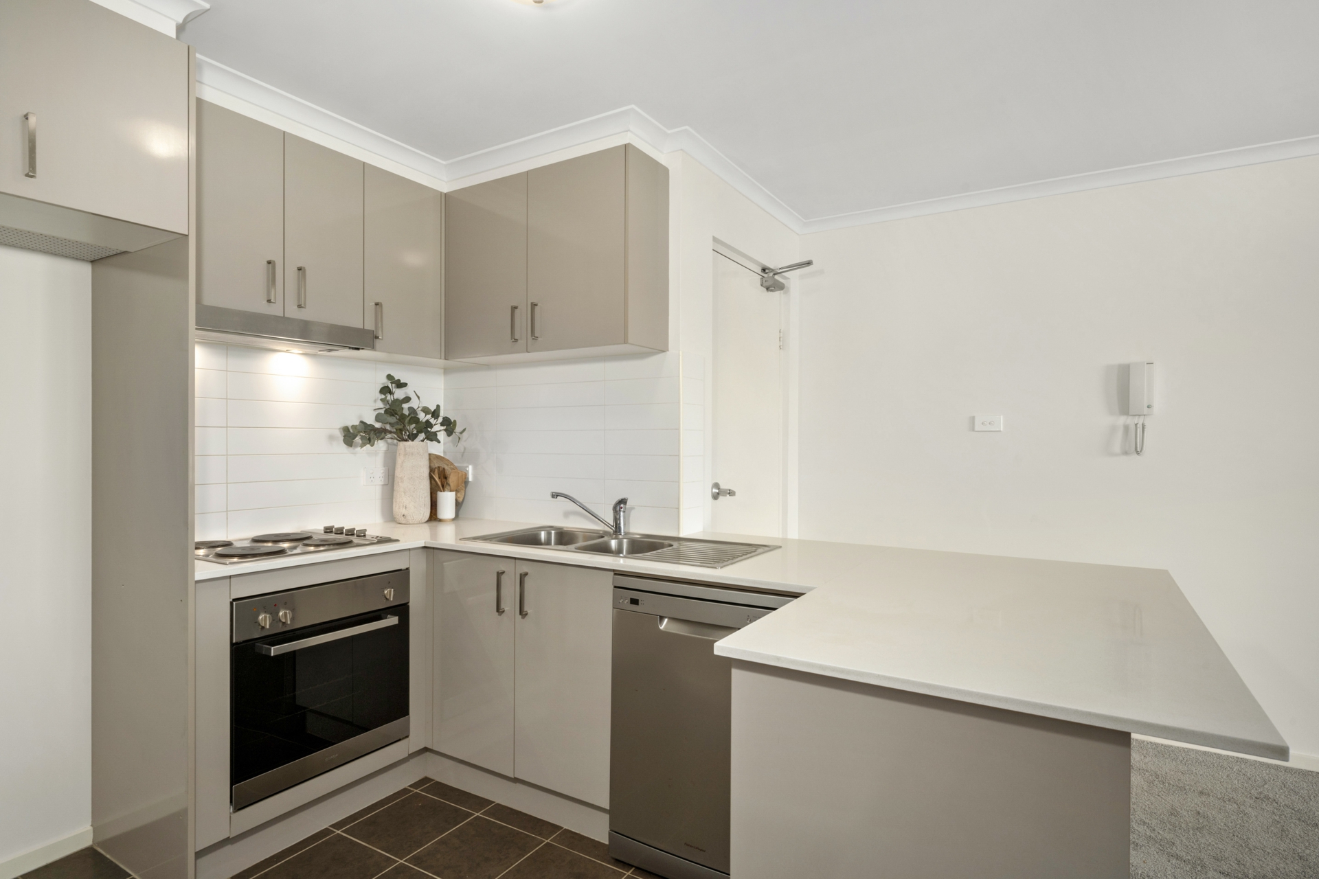 64/75 Elizabeth Jolley Crescent, FRANKLIN