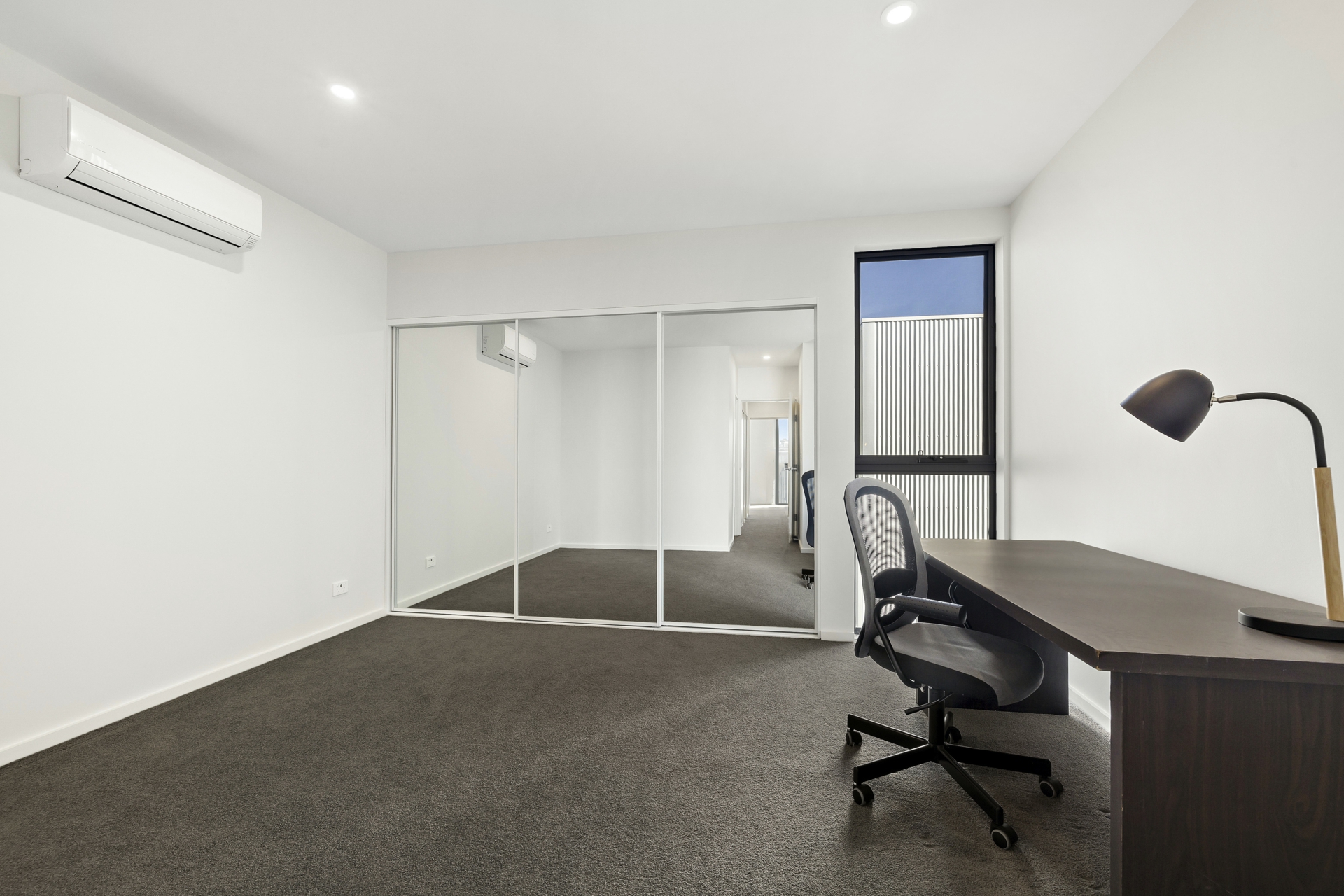 114/2 Woodberry Avenue, COOMBS