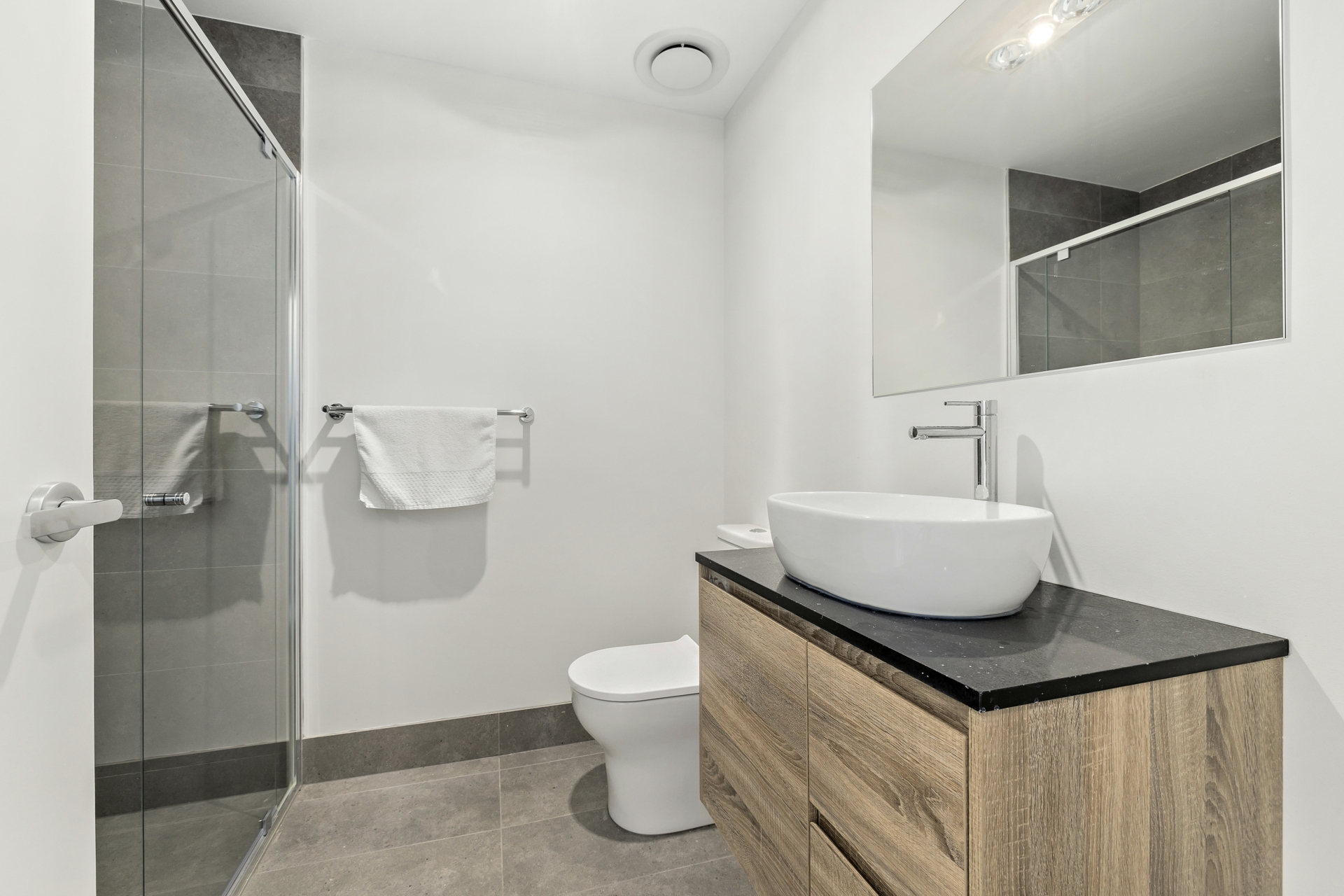 114/2 Woodberry Avenue, COOMBS