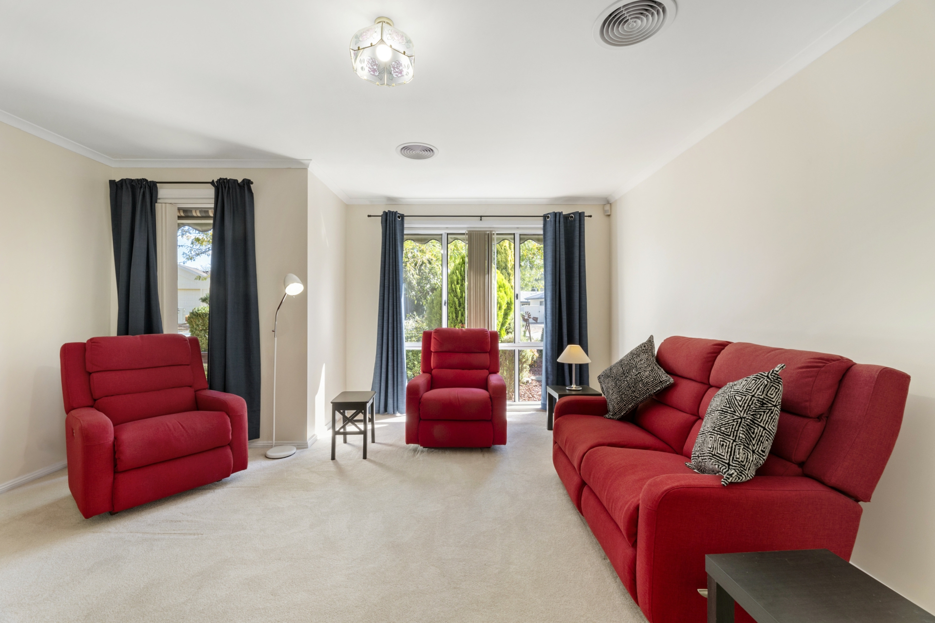 56 Hollingsworth Street, GUNGAHLIN