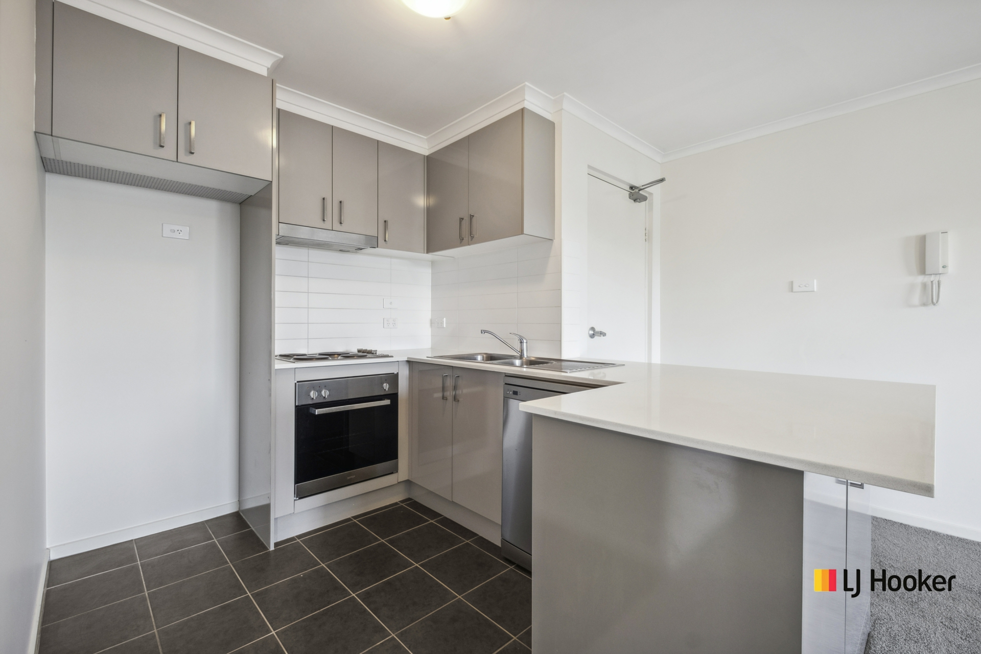 64/75 Elizabeth Jolley Crescent, FRANKLIN