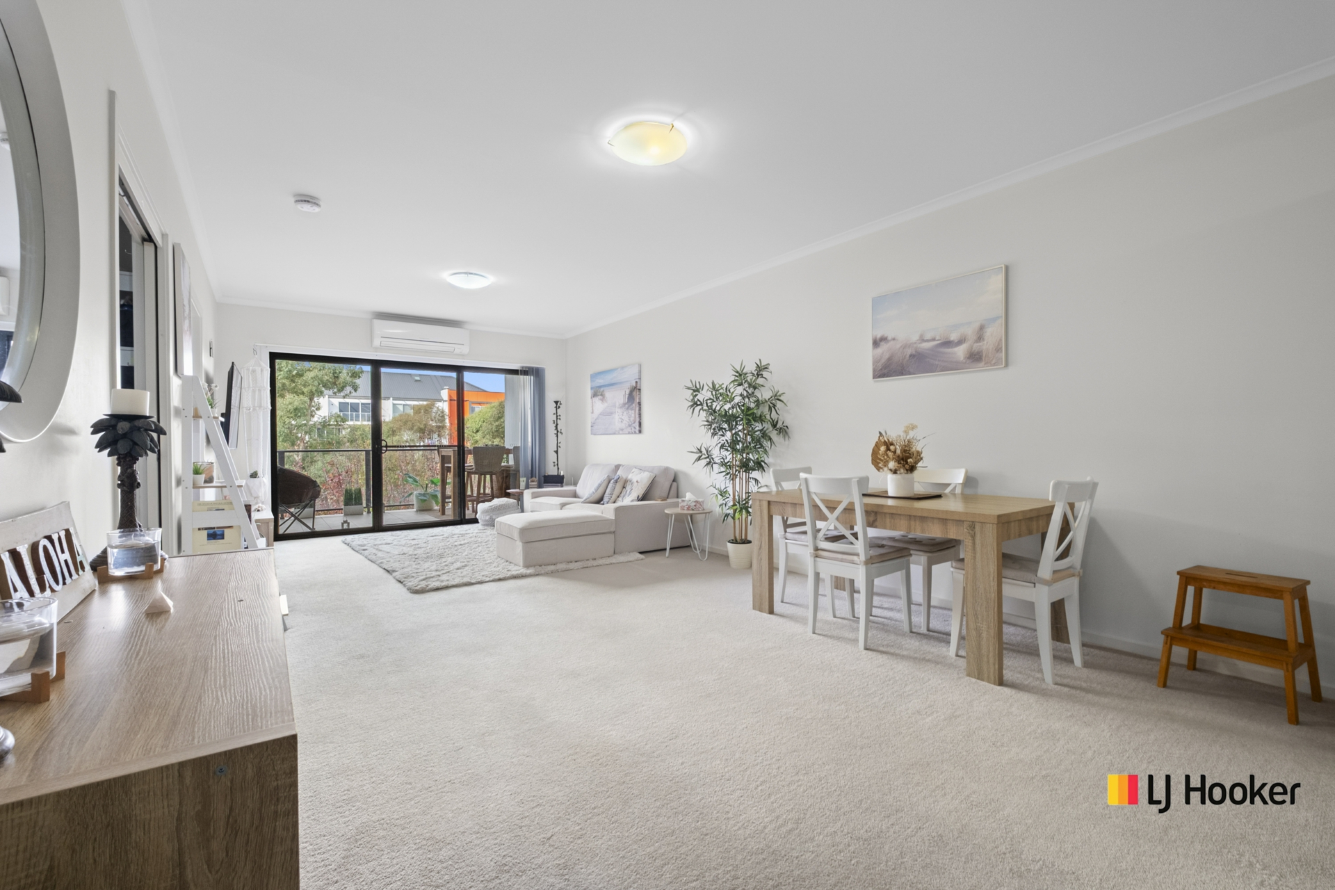 207/48 Gungahlin Place, GUNGAHLIN