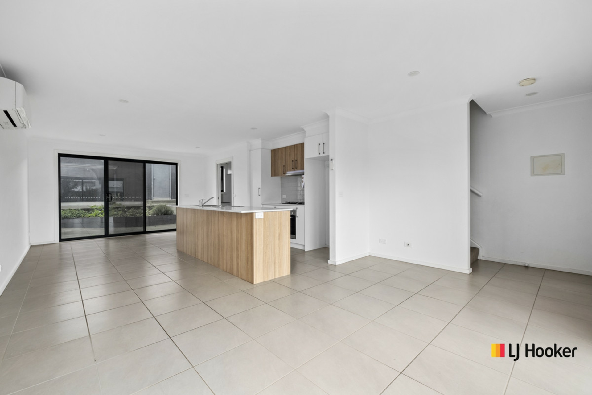 90 Bernard Heinze Avenue, MONCRIEFF