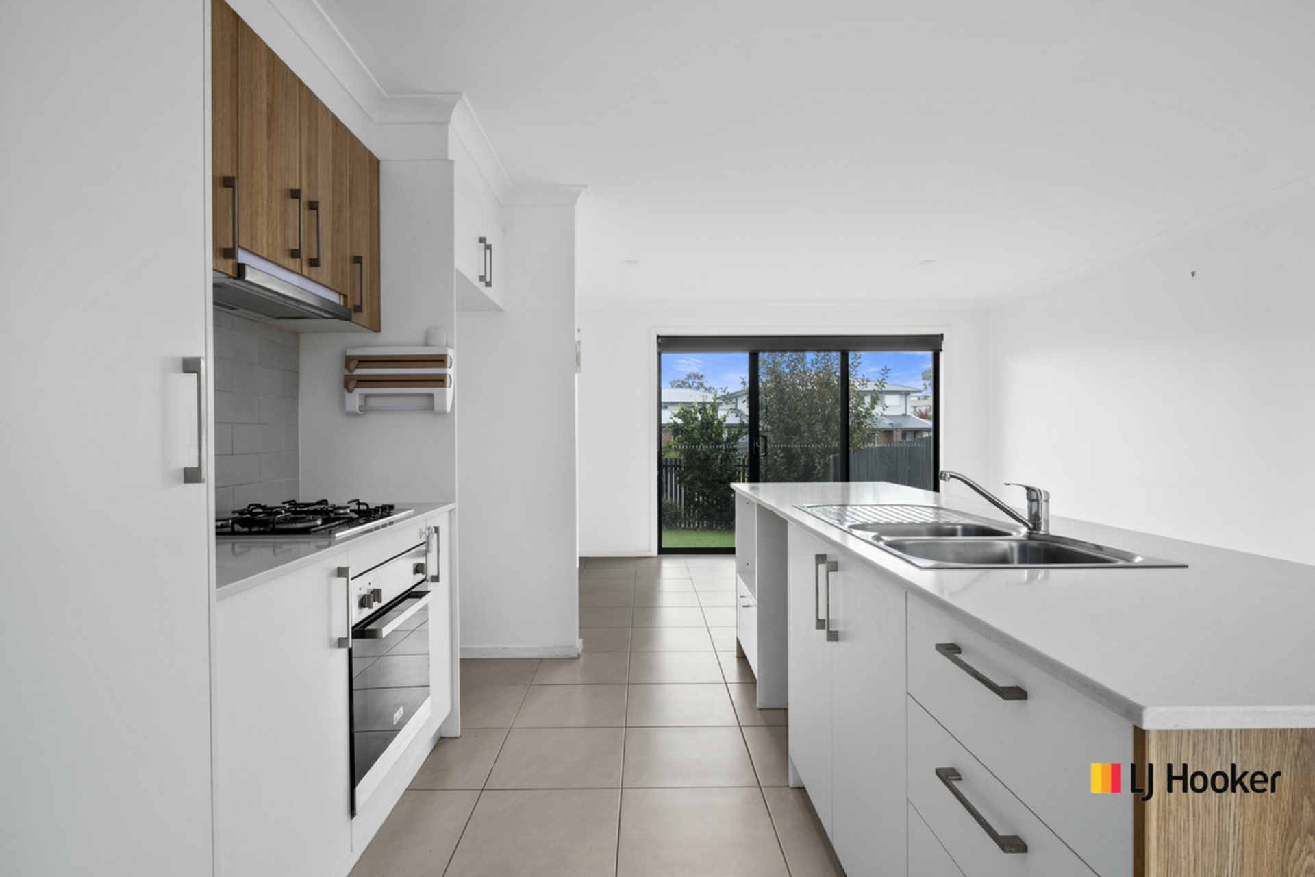 90 Bernard Heinze Avenue, MONCRIEFF