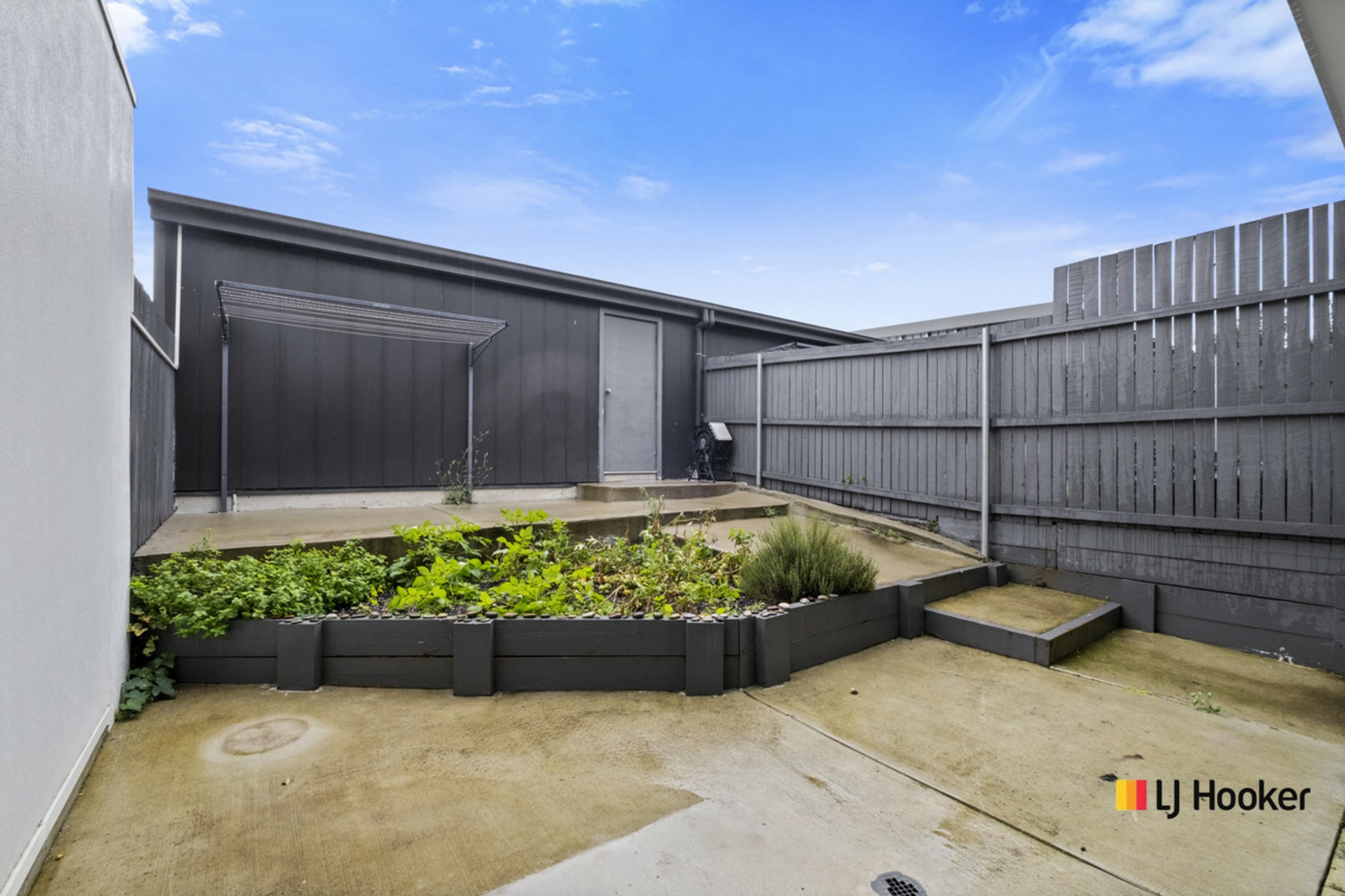 90 Bernard Heinze Avenue, MONCRIEFF
