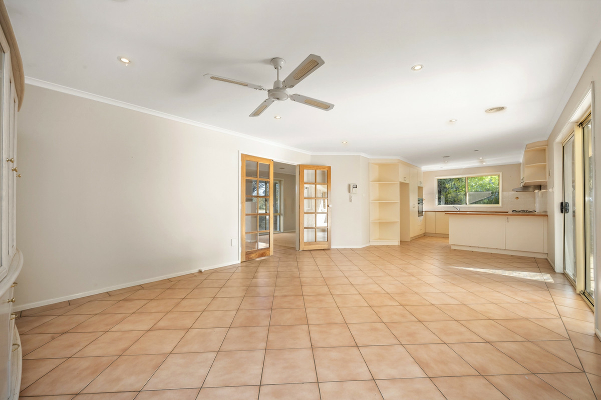 26 Bondfield Street — photo 9 of 19