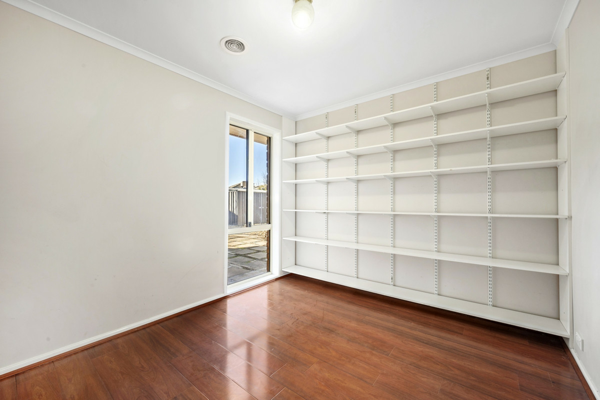26 Bondfield Street — photo 15 of 19