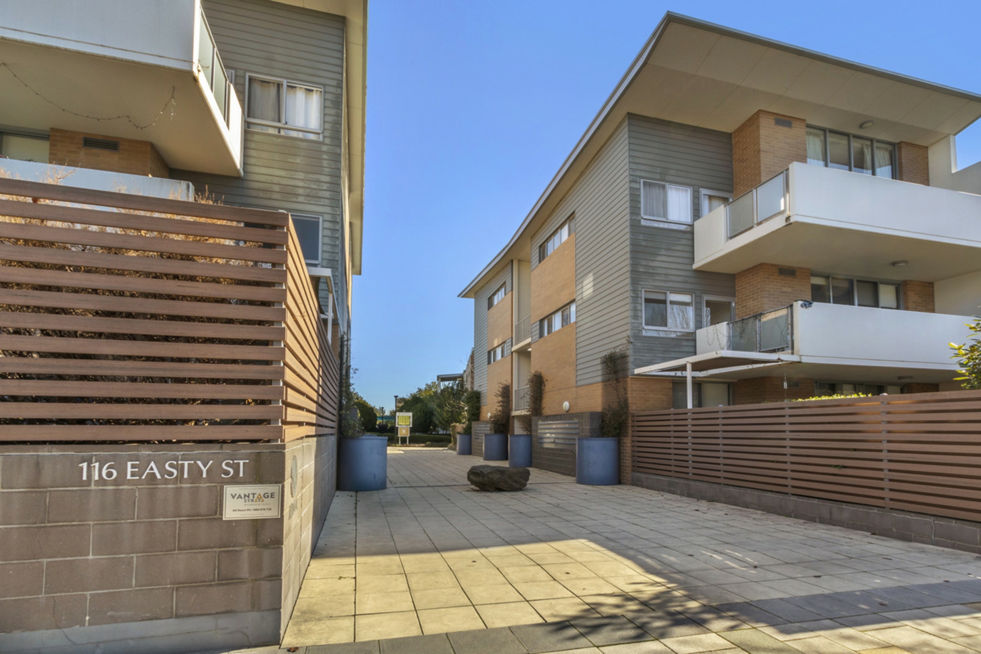 177/116 Easty Street, PHILLIP
