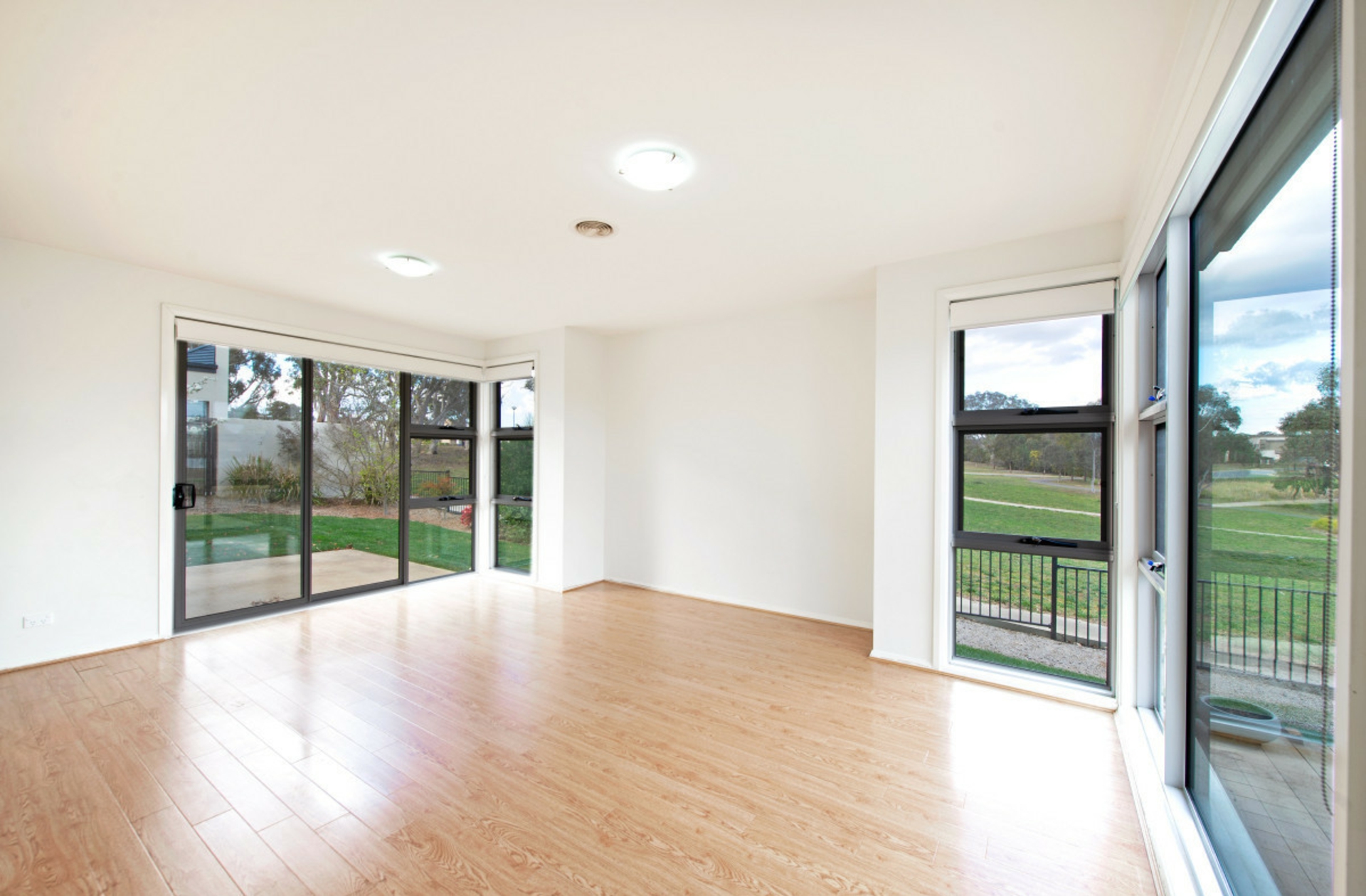 2/30 Tom Nicholas Crescent, FORDE
