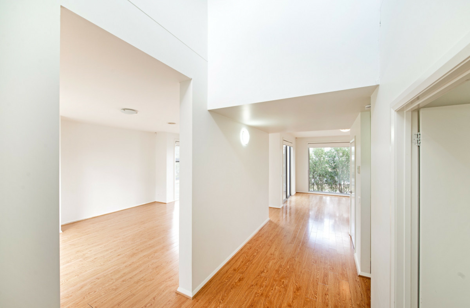 2/30 Tom Nicholas Crescent, FORDE