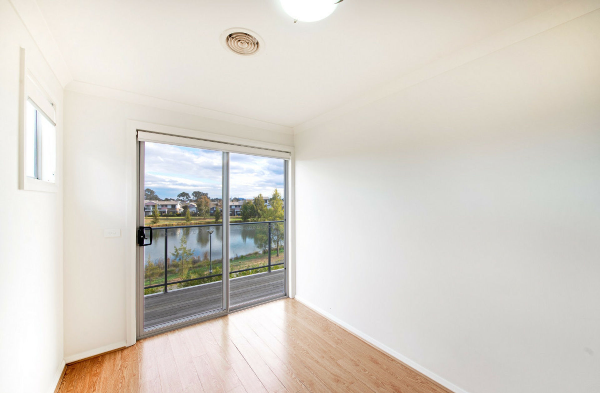 2/30 Tom Nicholas Crescent, FORDE