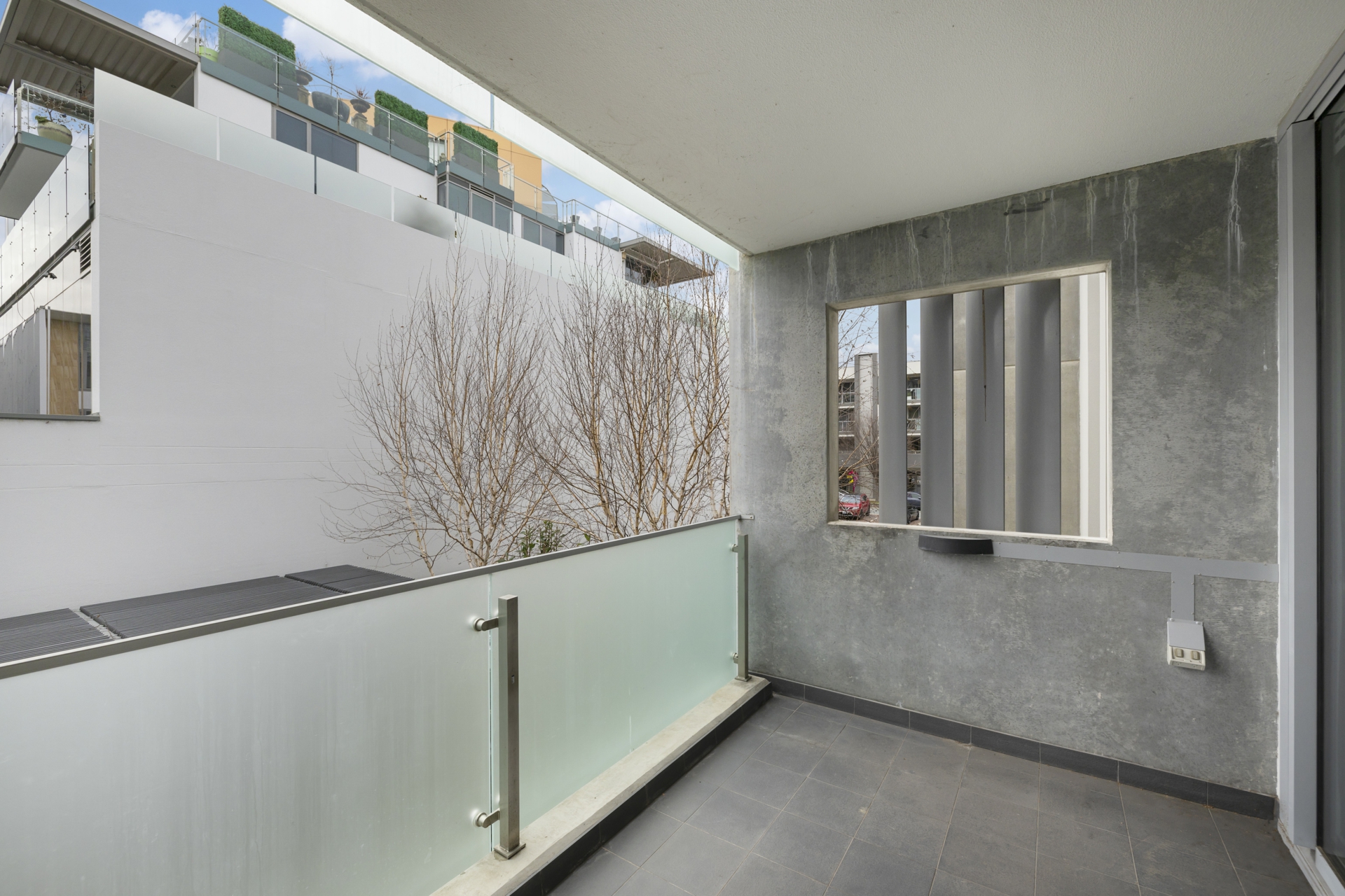 110/50 Eastlake Parade, KINGSTON