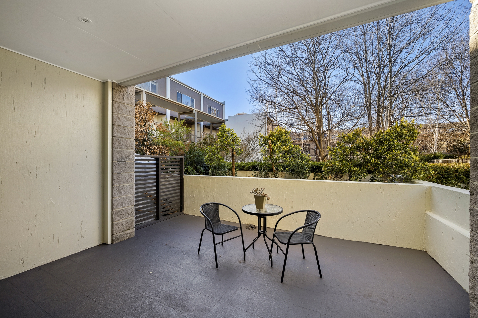 1/123 Lowanna Street, BRADDON