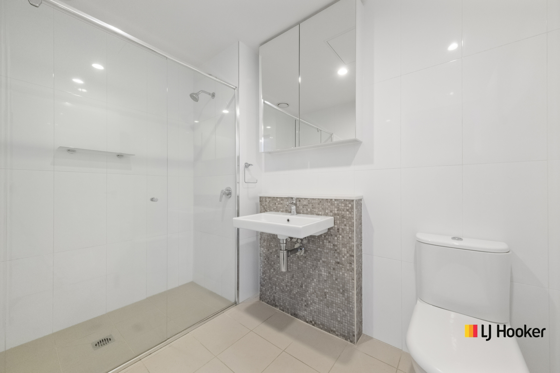 32/38 Mort Street, BRADDON