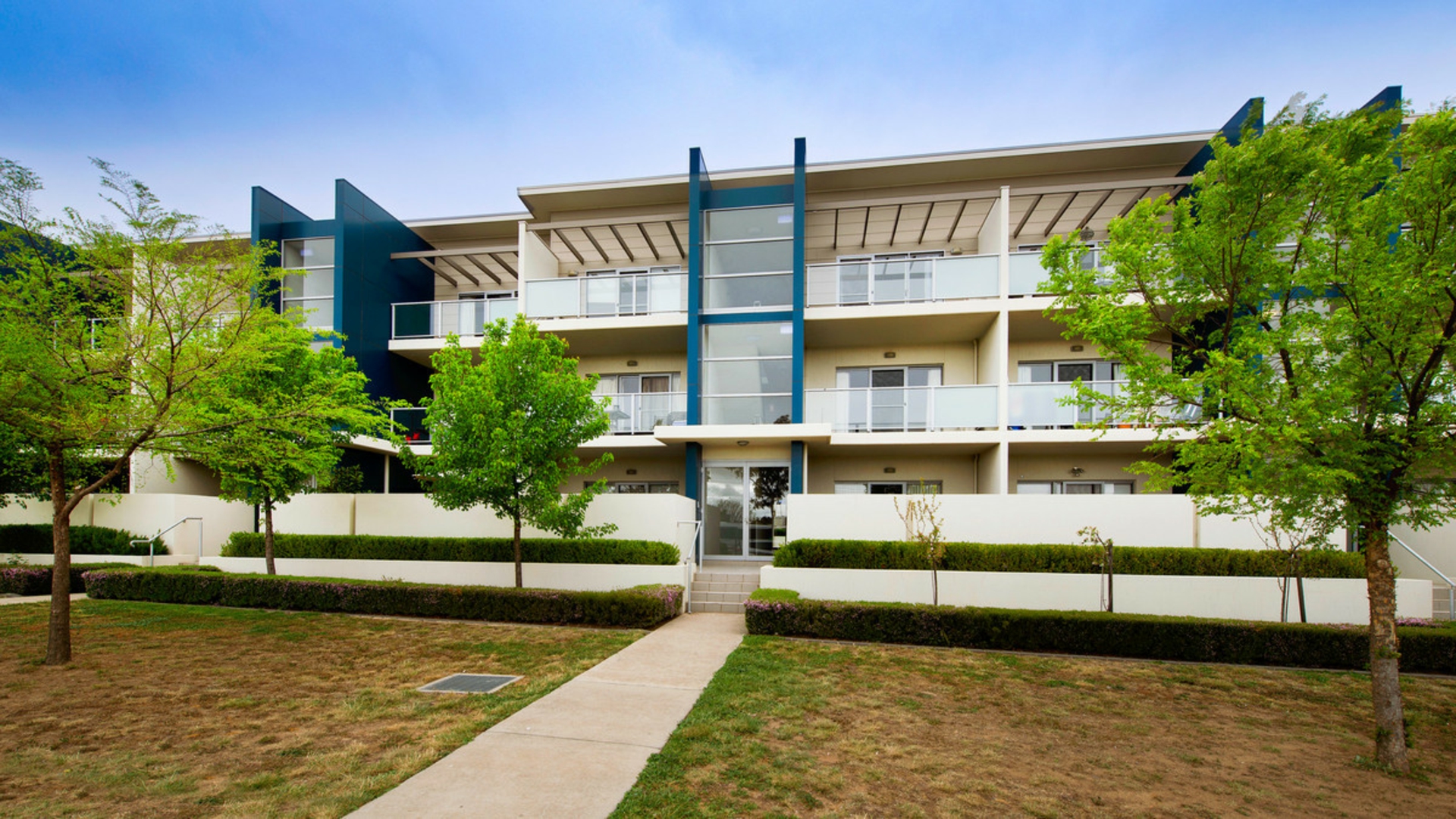 82/311 Flemington Road — photo from LJ Hooker Gungahlin