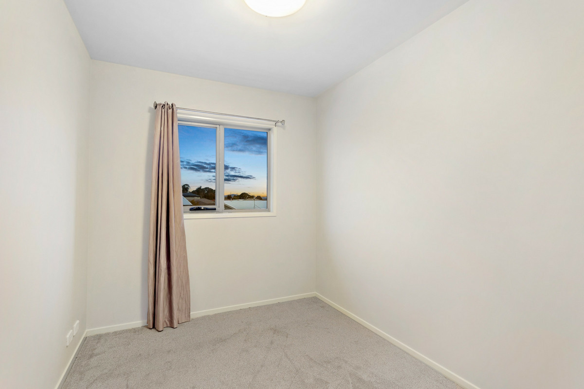 82/311 Flemington Road — photo 10 of 23