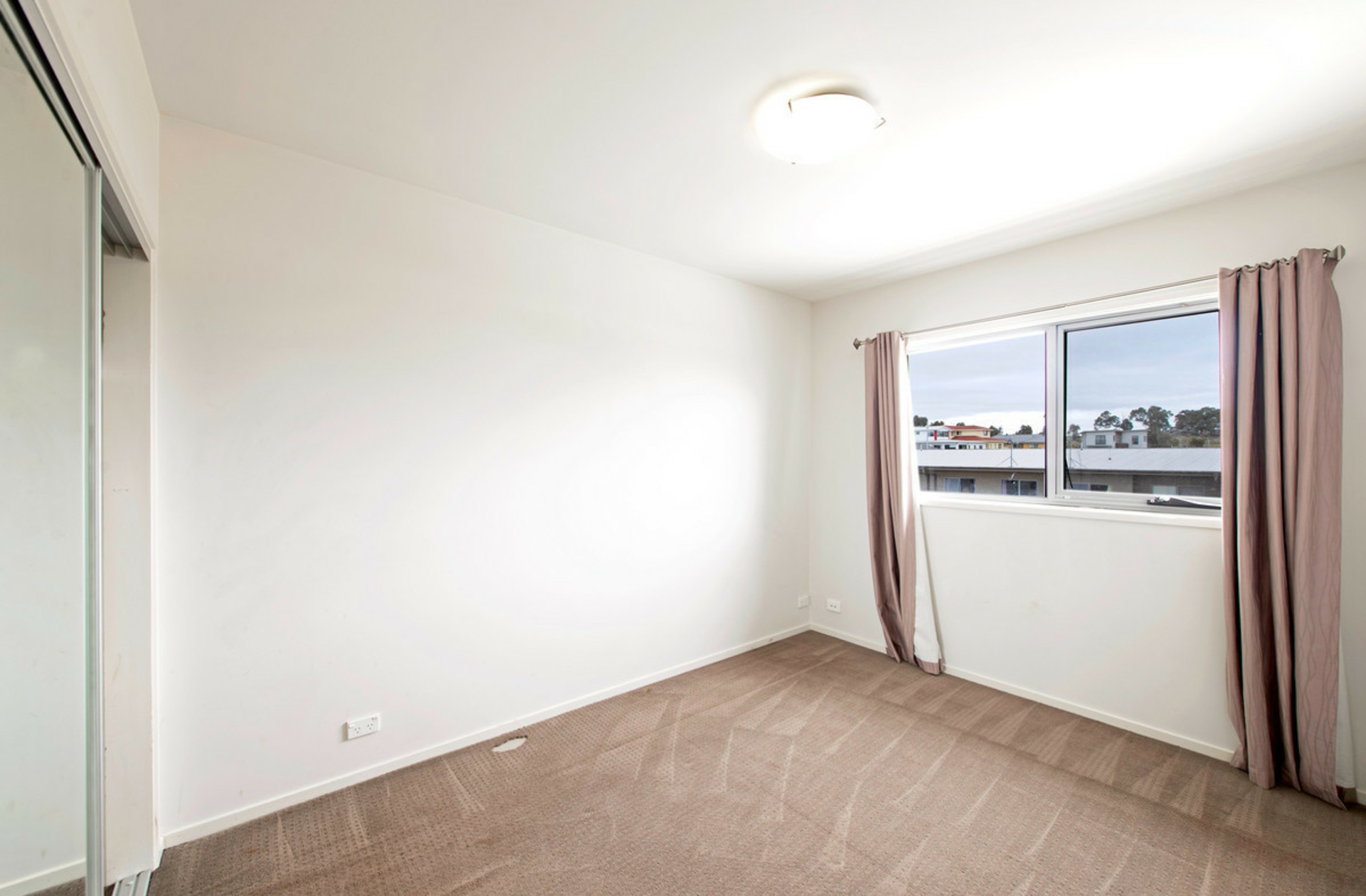 82/311 Flemington Road — photo 12 of 23