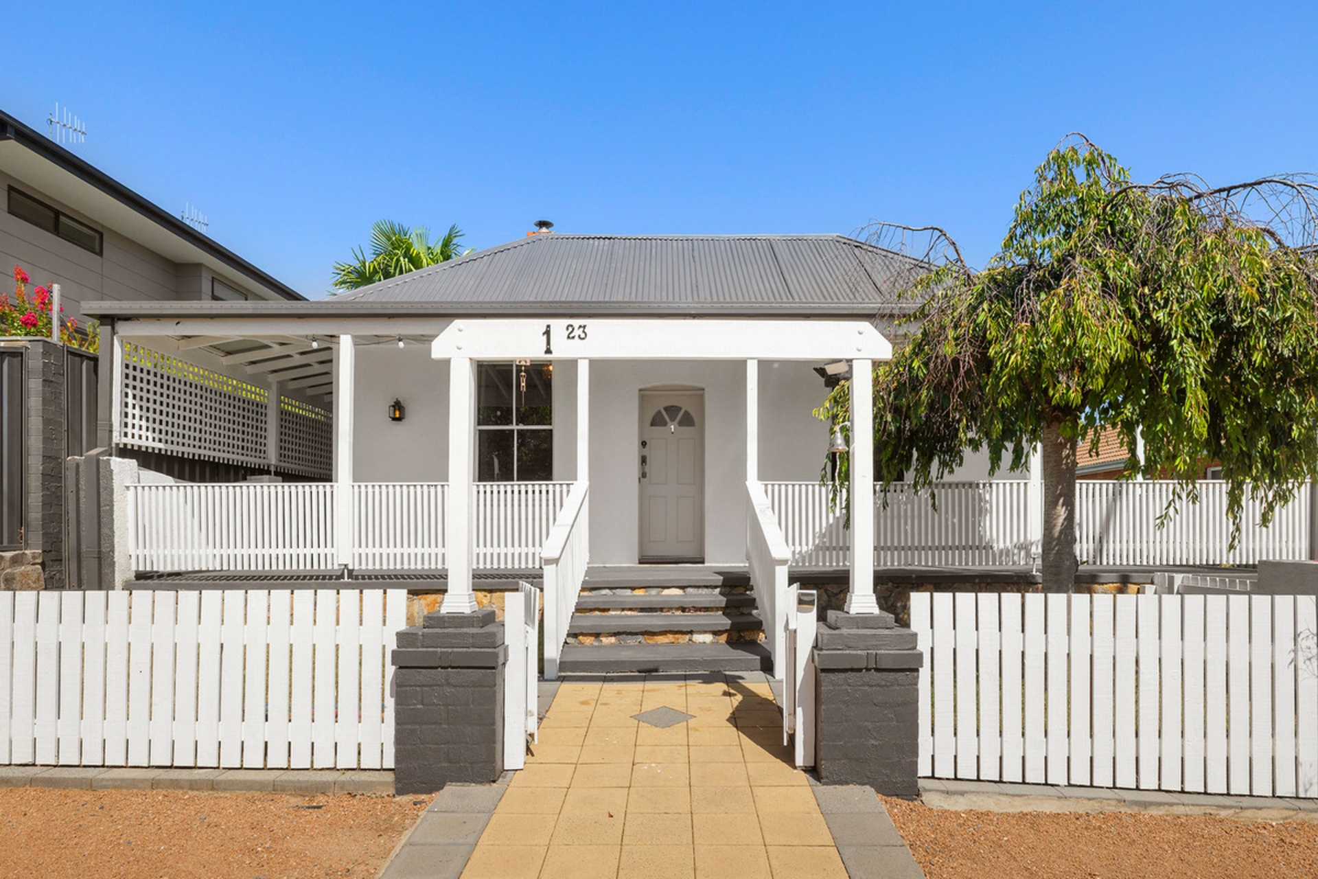 1/23 Mckeahnie Street — photo from LJ Hooker Gungahlin