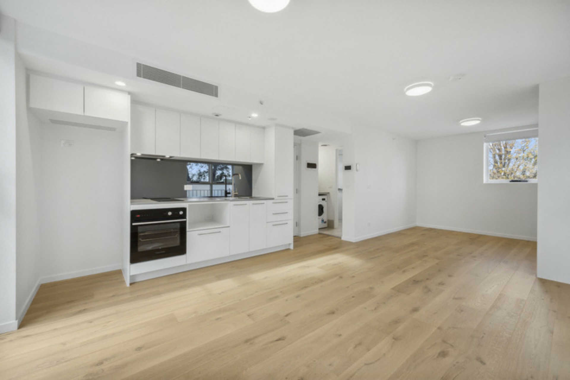 301/355 Northbourne Avenue — photo 3 of 11