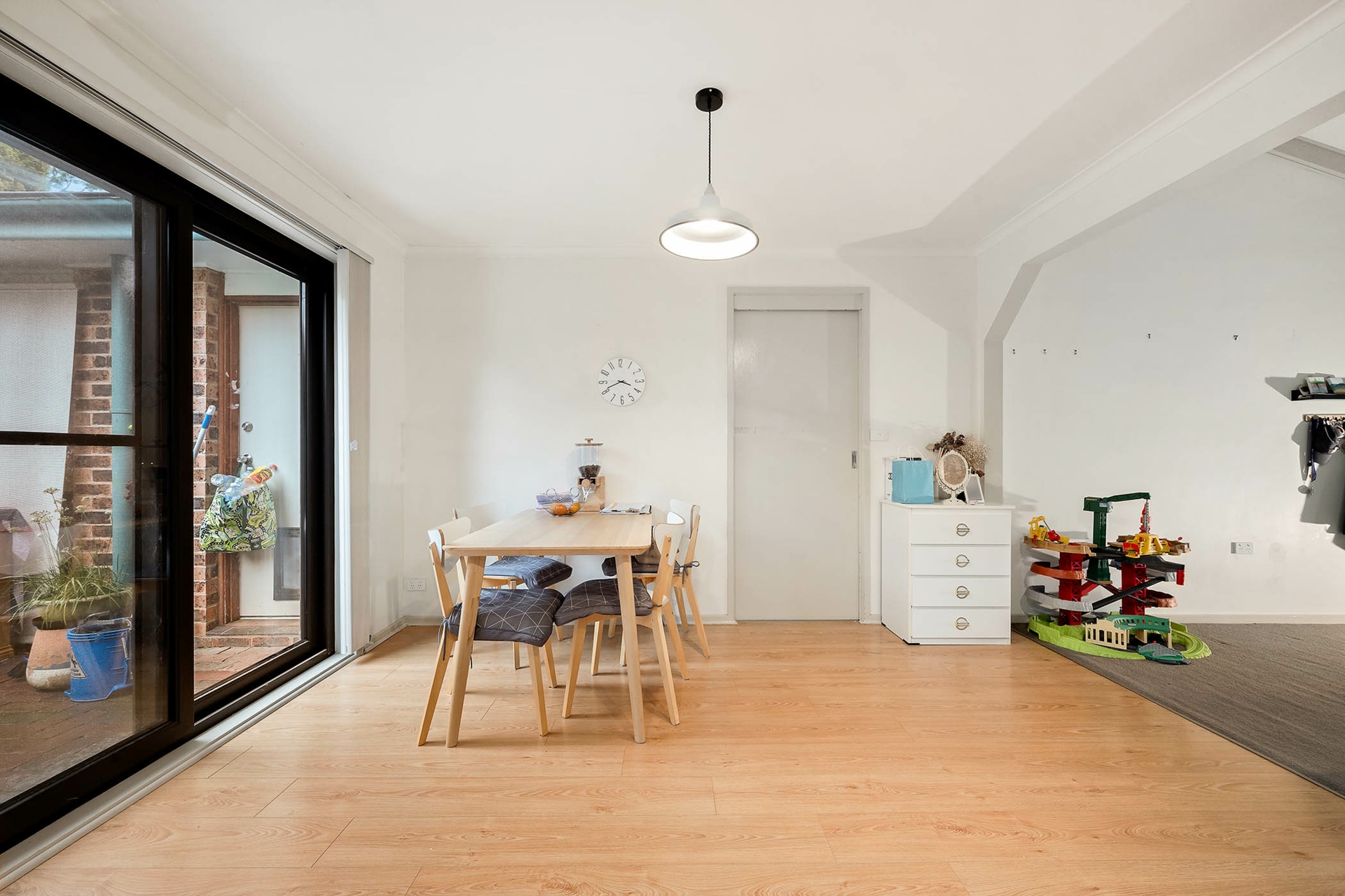 8/63 Condell Street — photo 10 of 15