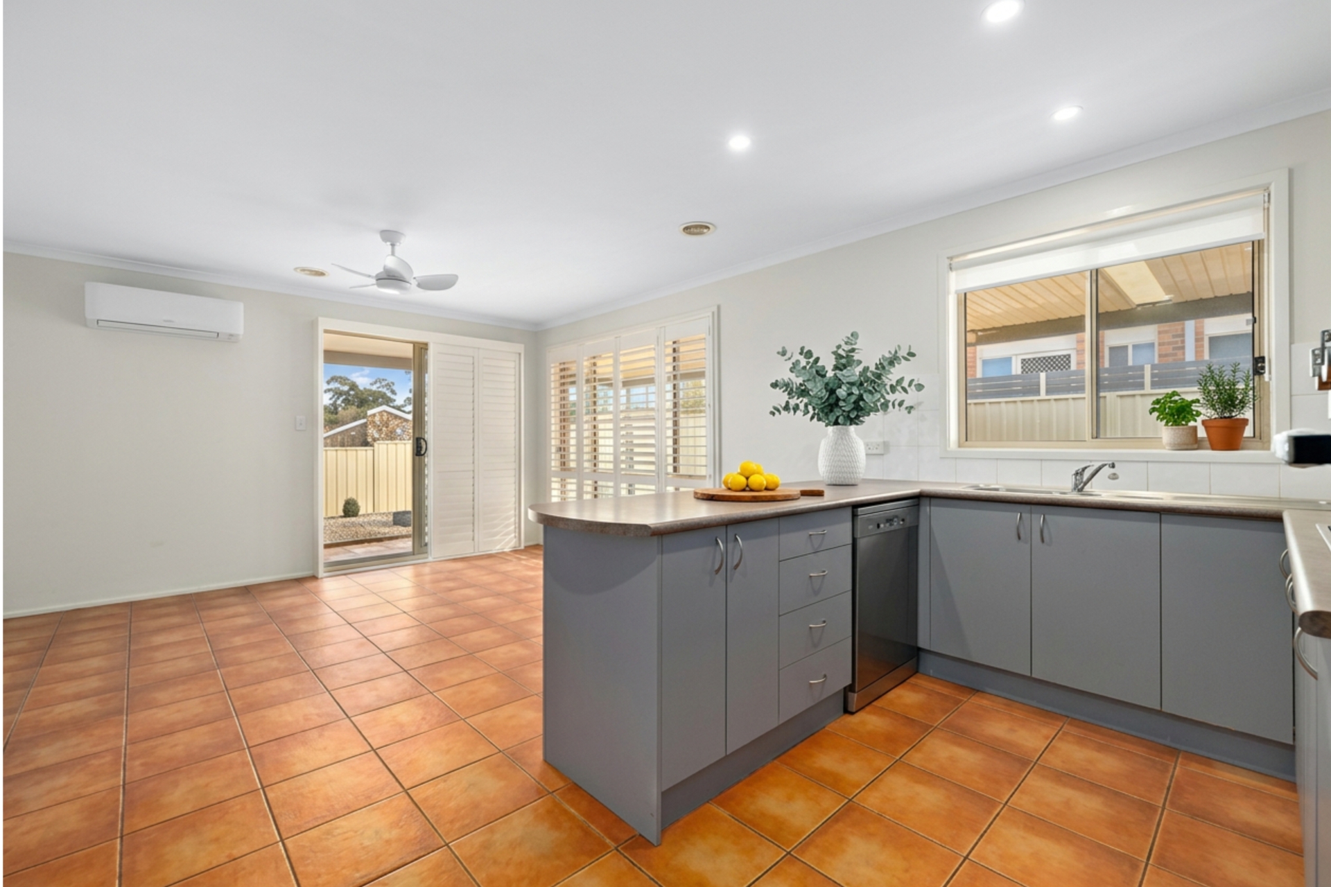 20 Diamond Street — photo 7 of 17