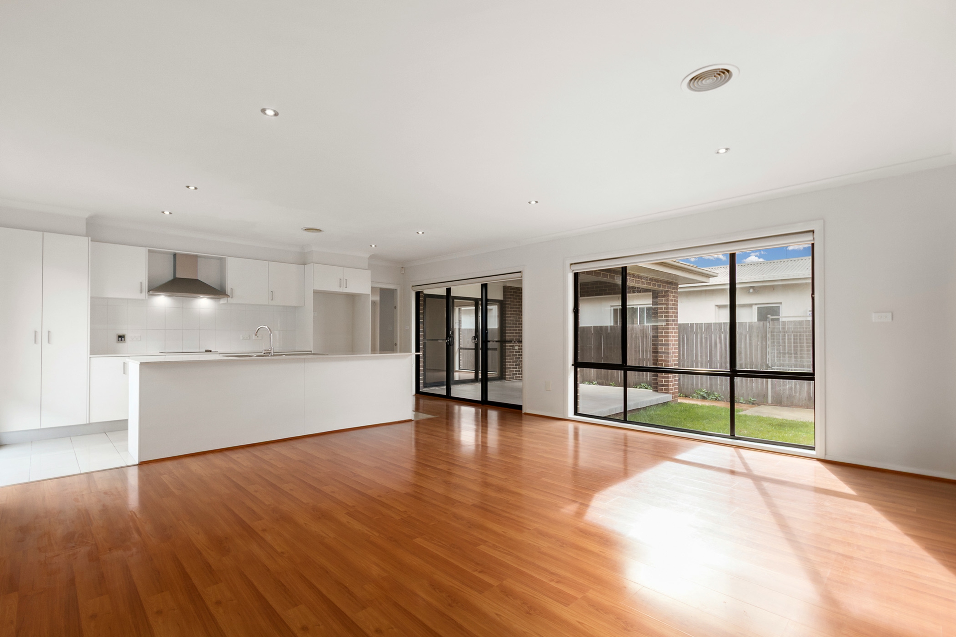 13 Aldous Street — photo 4 of 17