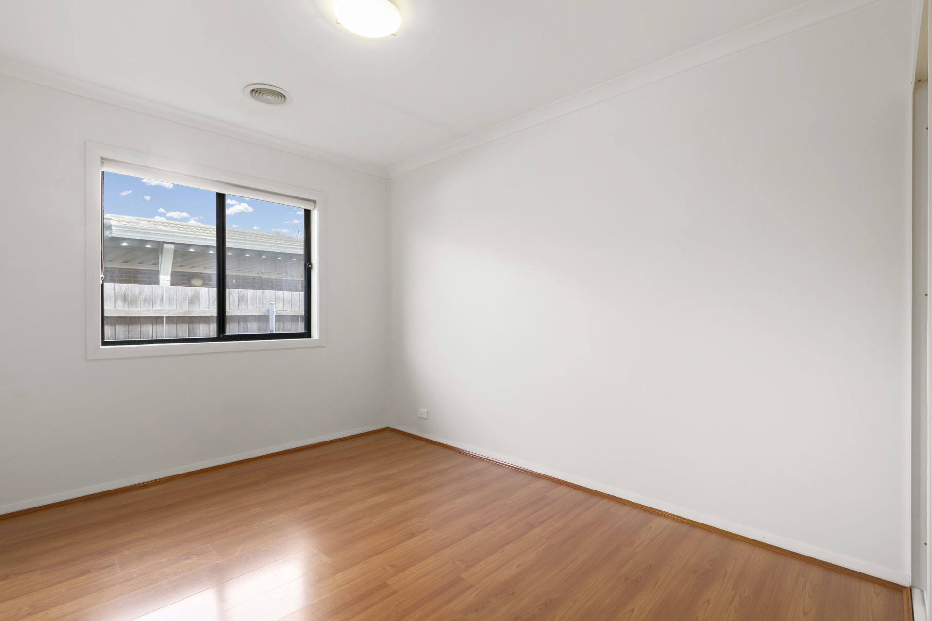 13 Aldous Street — photo 12 of 17