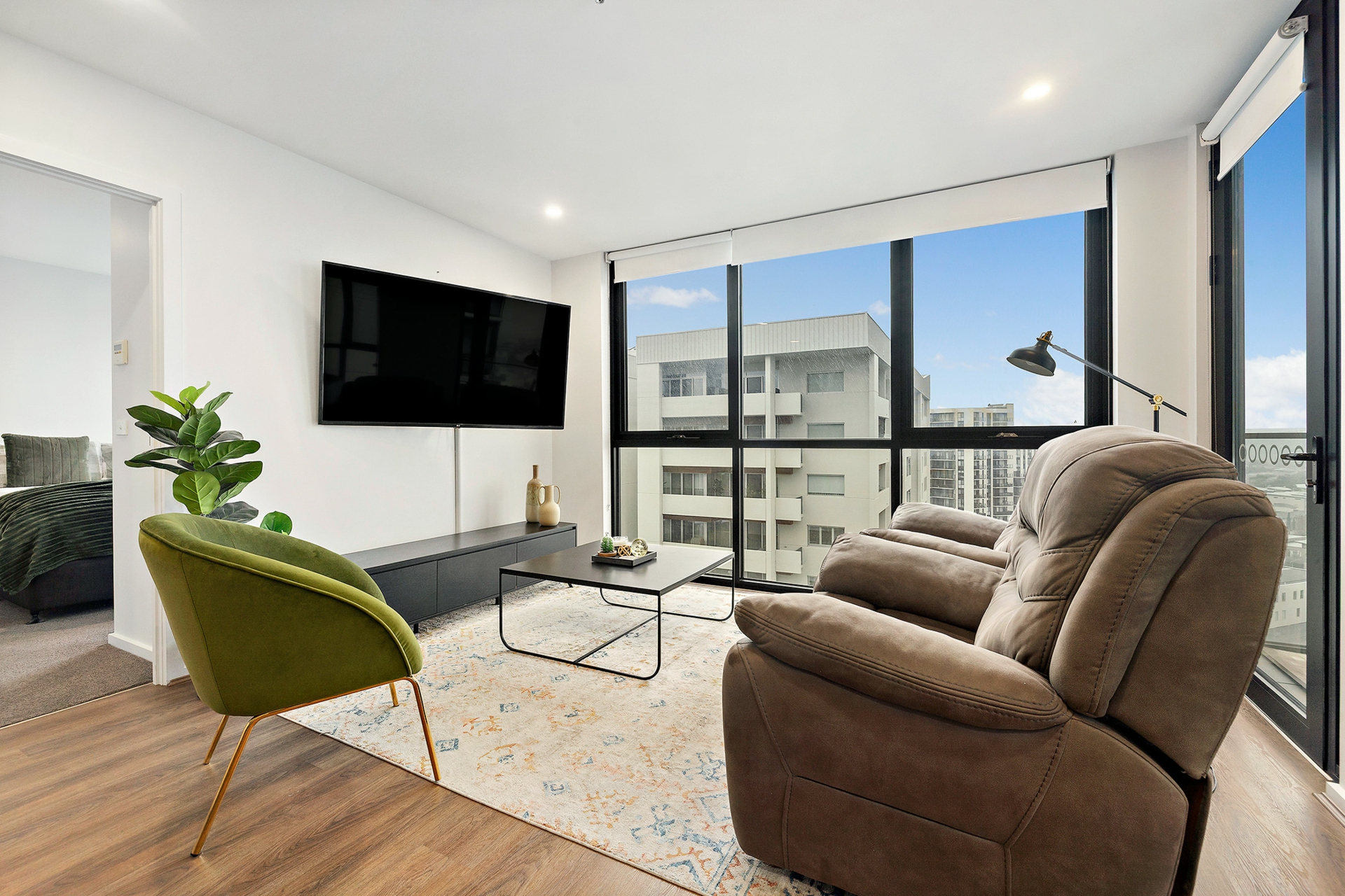 1307/2 Gribble Street — photo 3 of 15