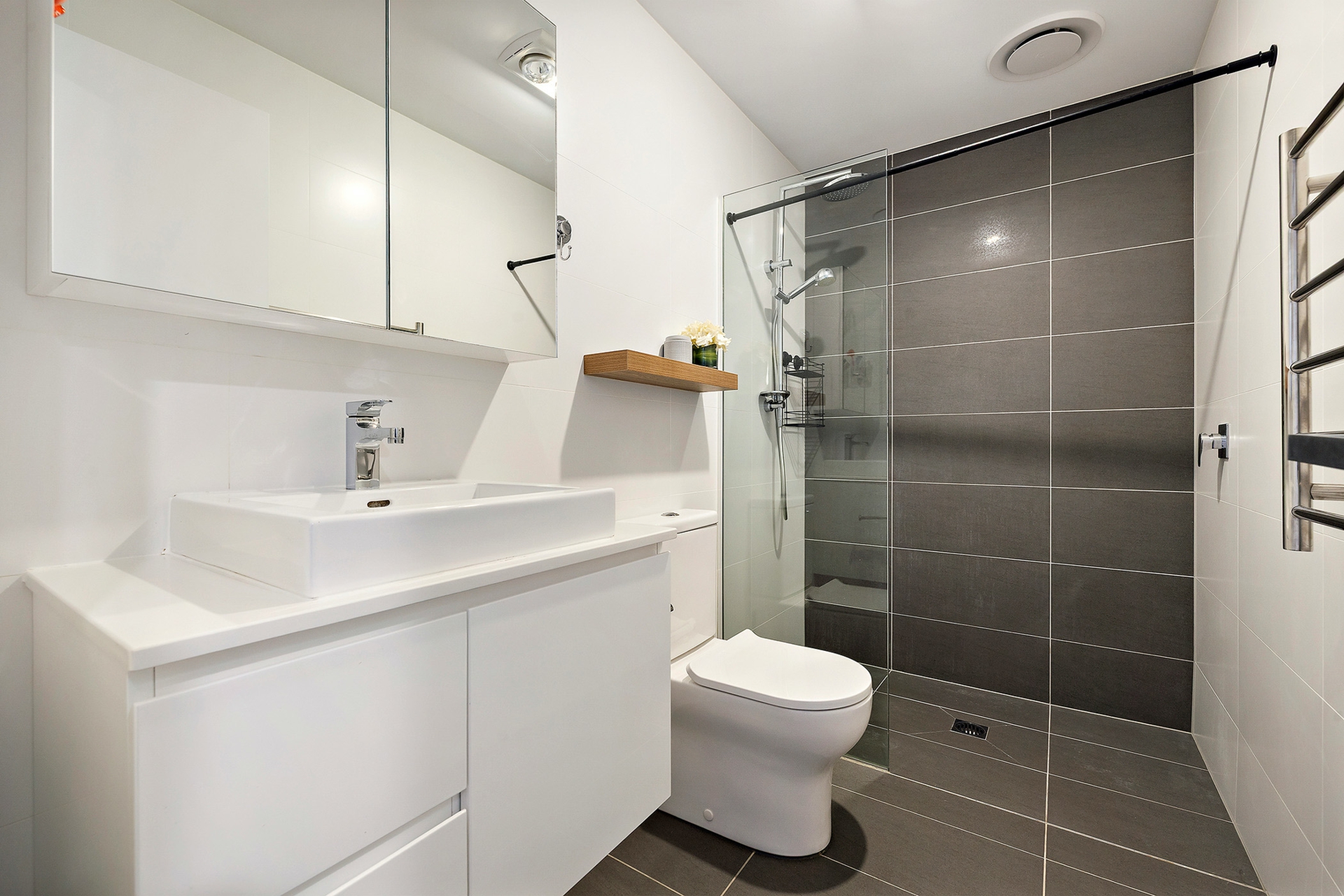 1307/2 Gribble Street — photo 10 of 15