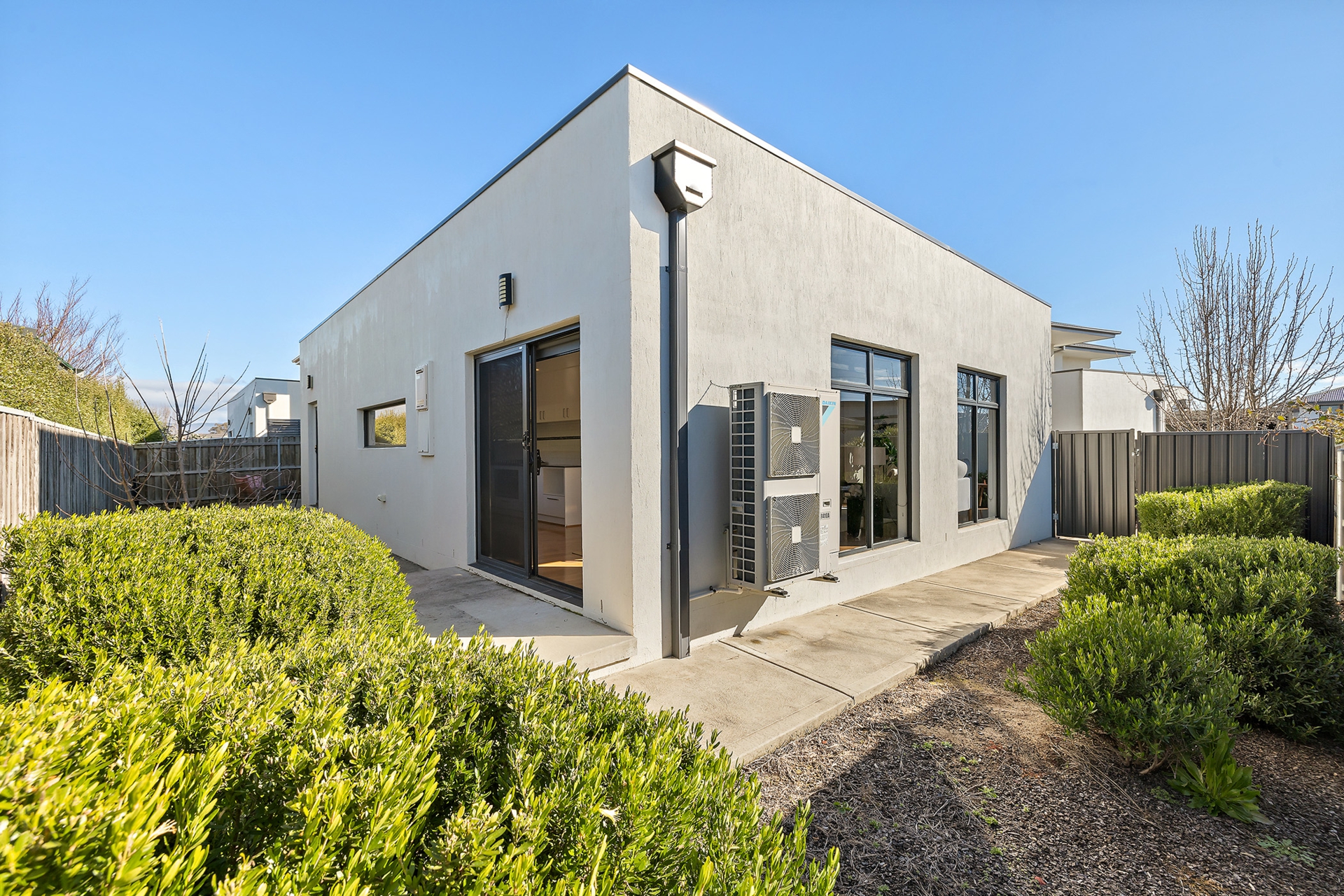 6/97 Lionel Rose Street — photo 23 of 24