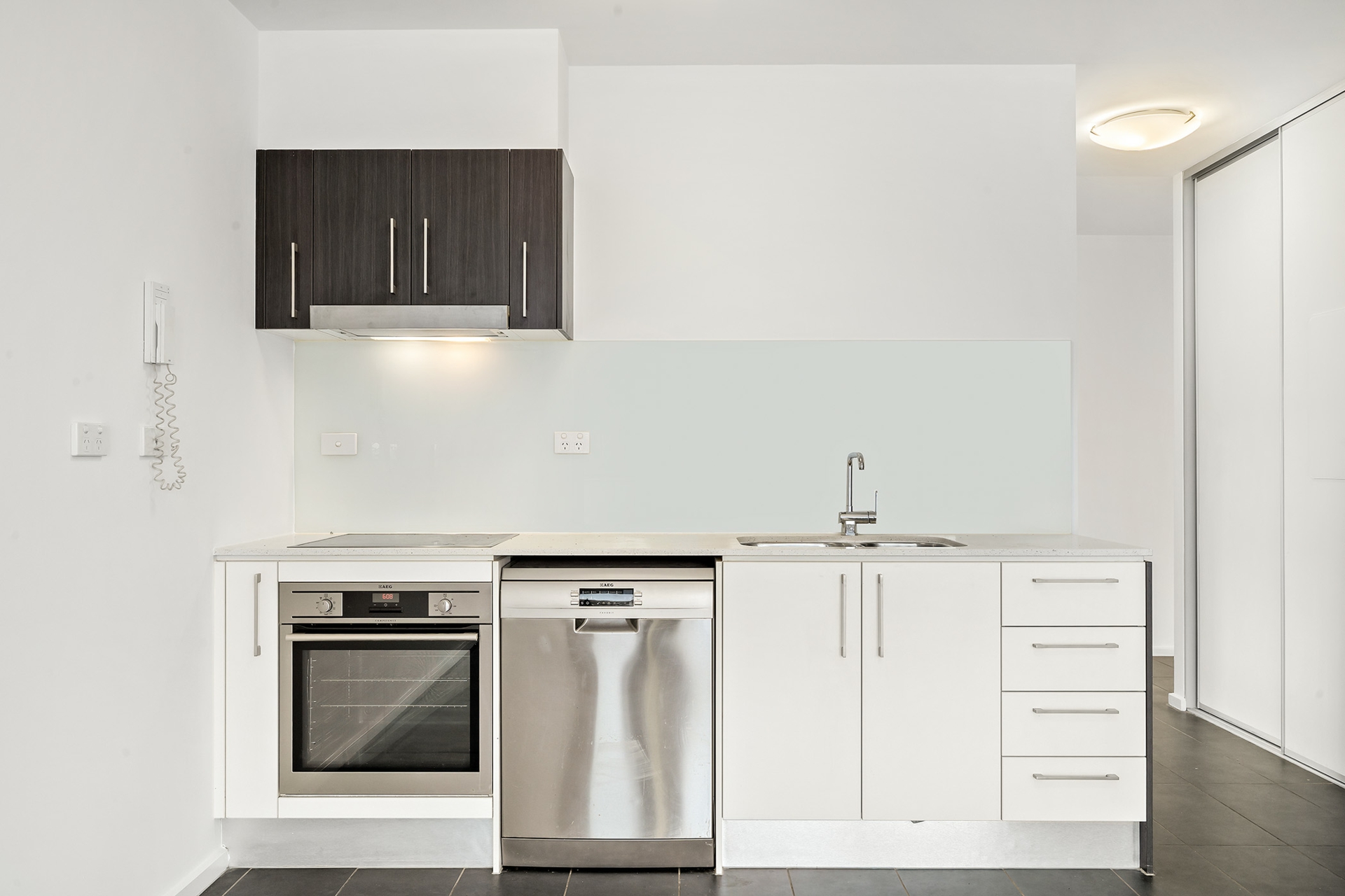 99/51 Catalano Street — photo 9 of 9
