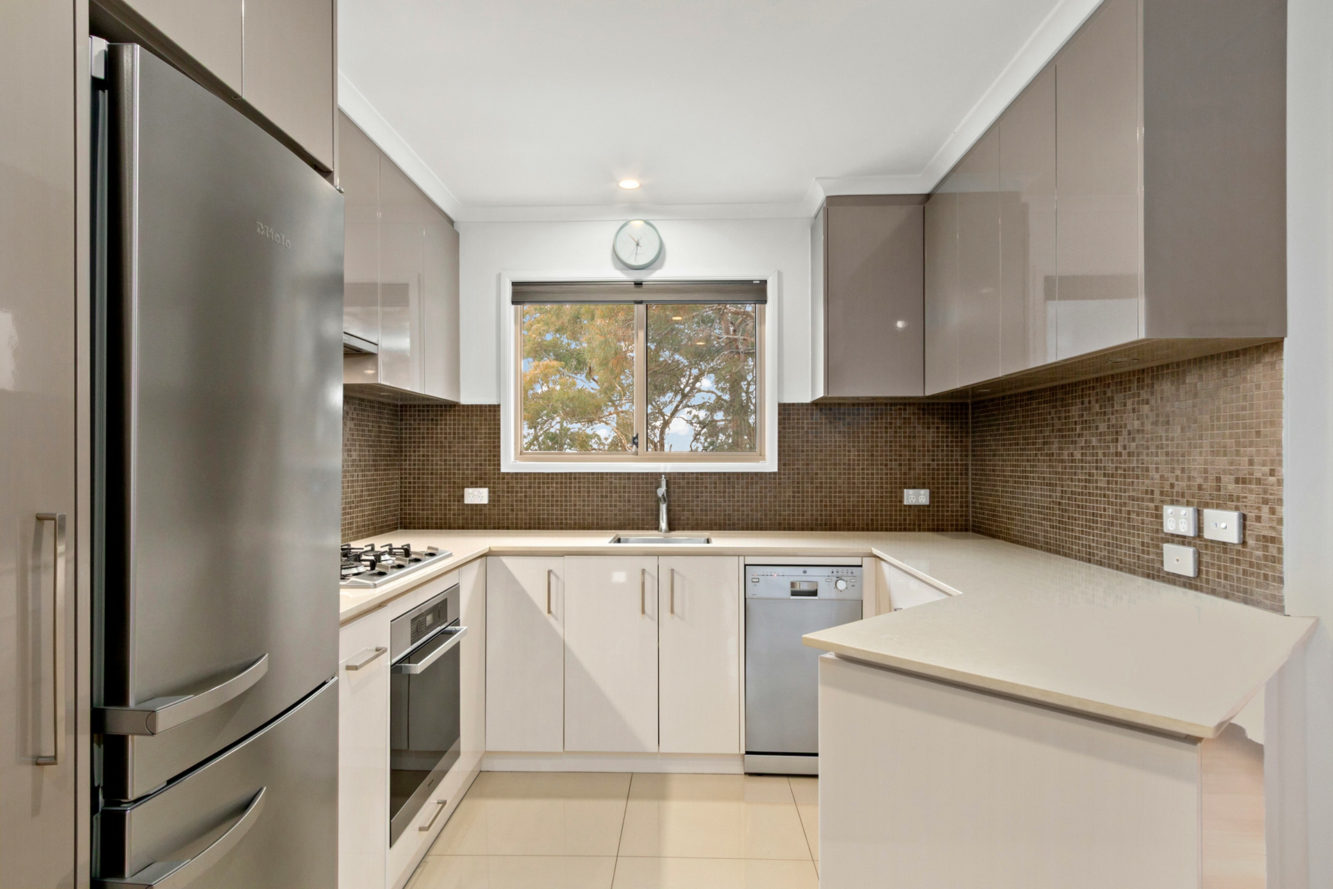 22/44 Medworth Crescent — photo 3 of 14