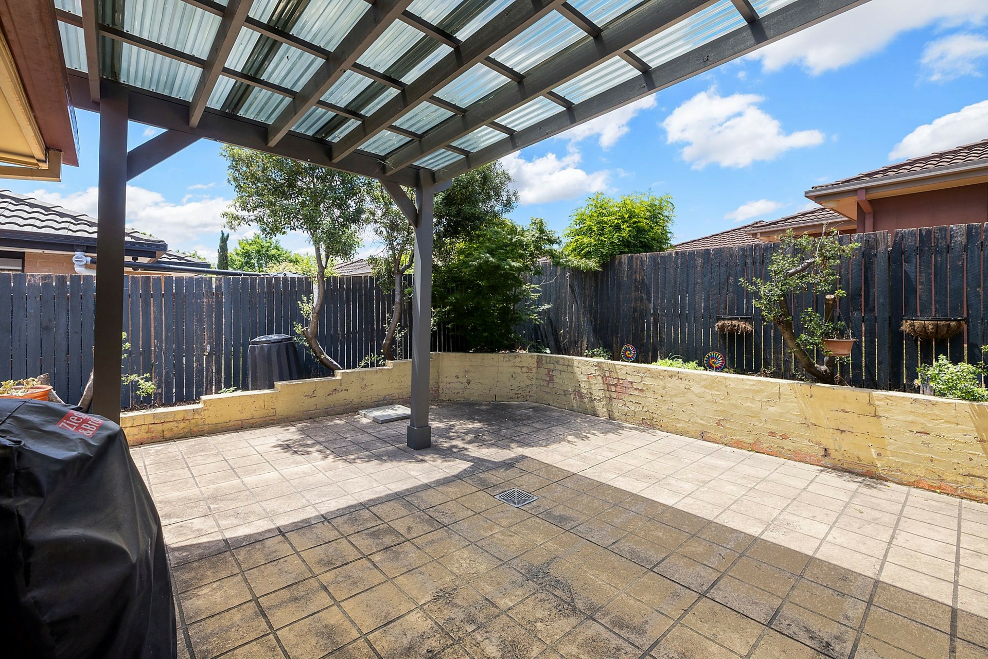 8 Wenlock Street — photo 10 of 14
