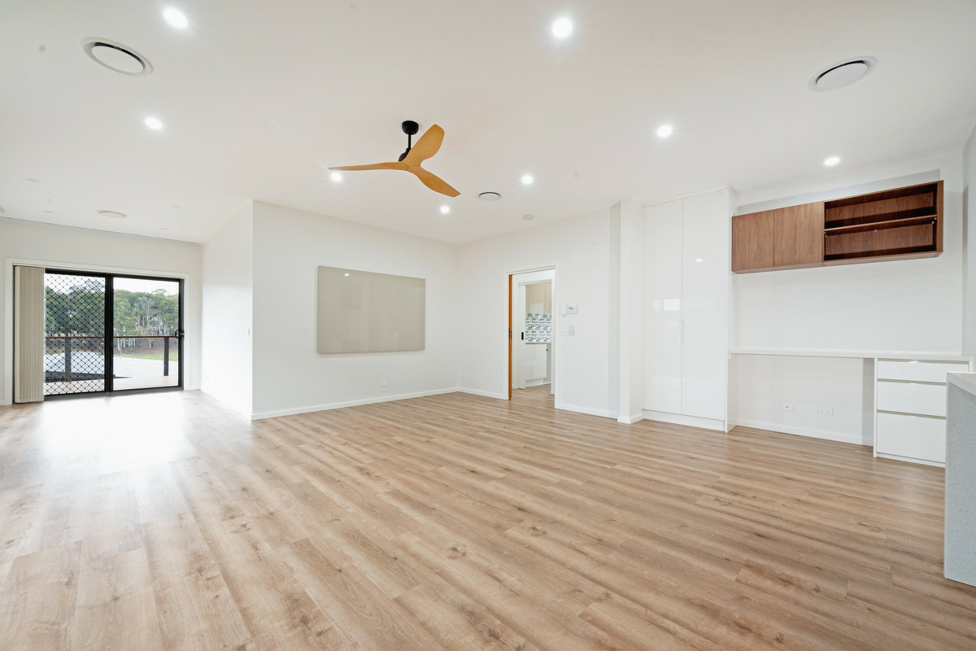 12 Summerhayes Street — photo 12 of 30