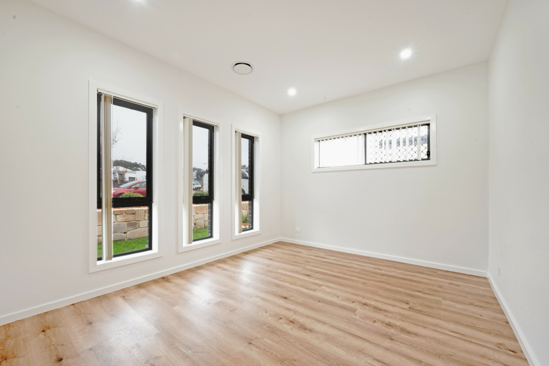 12 Summerhayes Street — photo 19 of 30