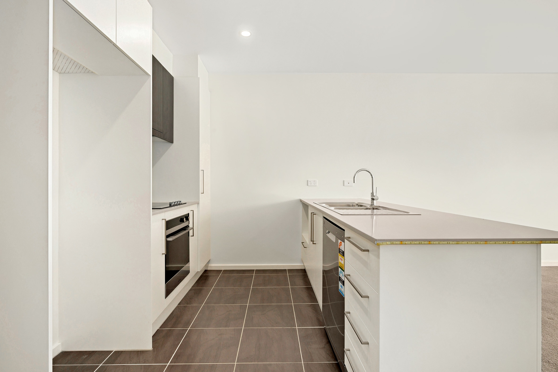 95/230 Flemington Road — photo 4 of 12