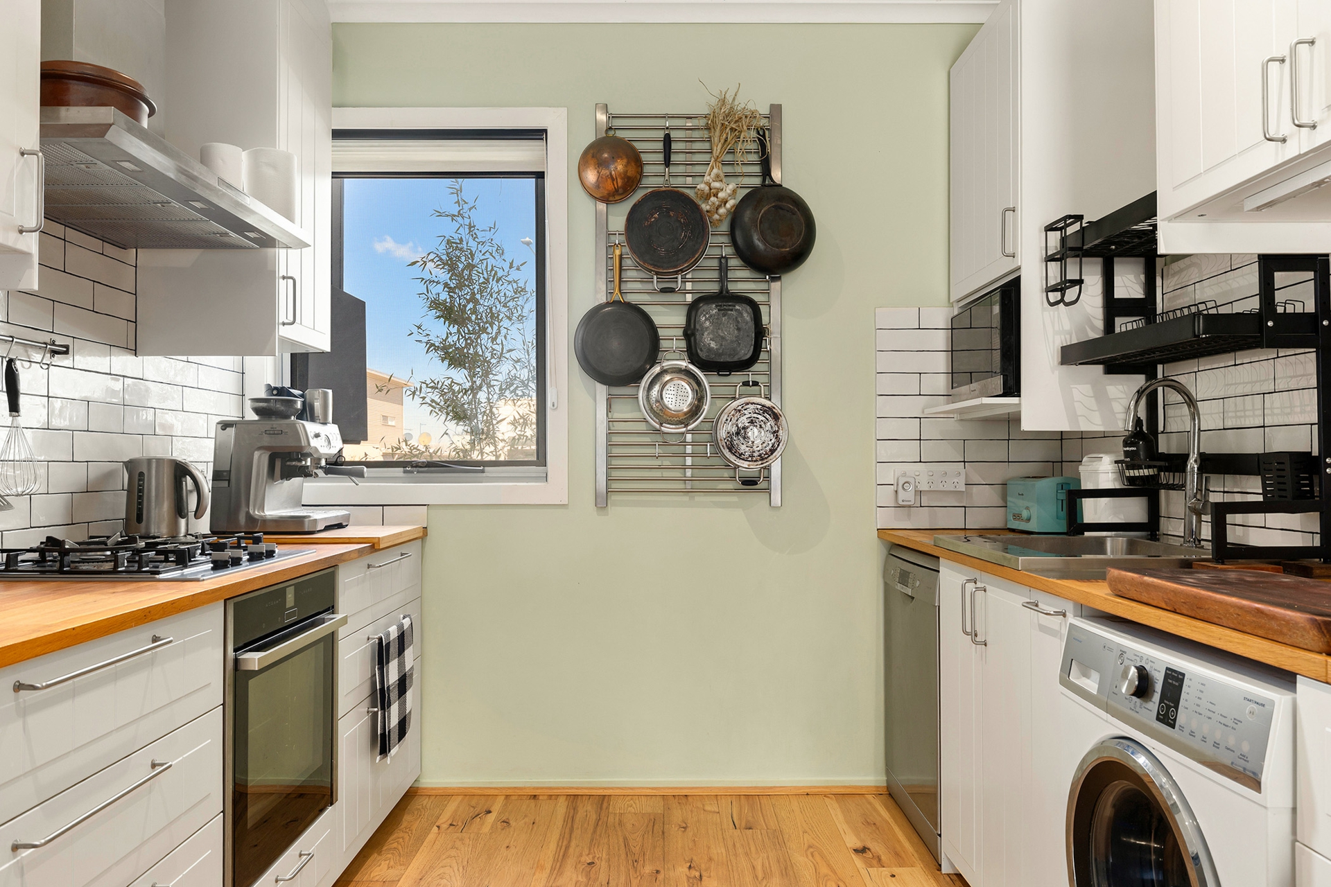 50 Manning Clark Crescent — photo 4 of 14