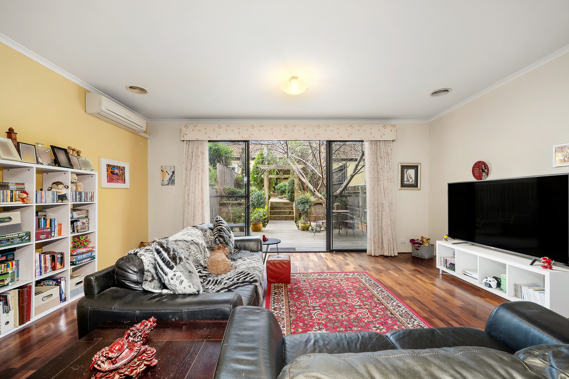 51 Anthony Rolfe Avenue — photo 3 of 13