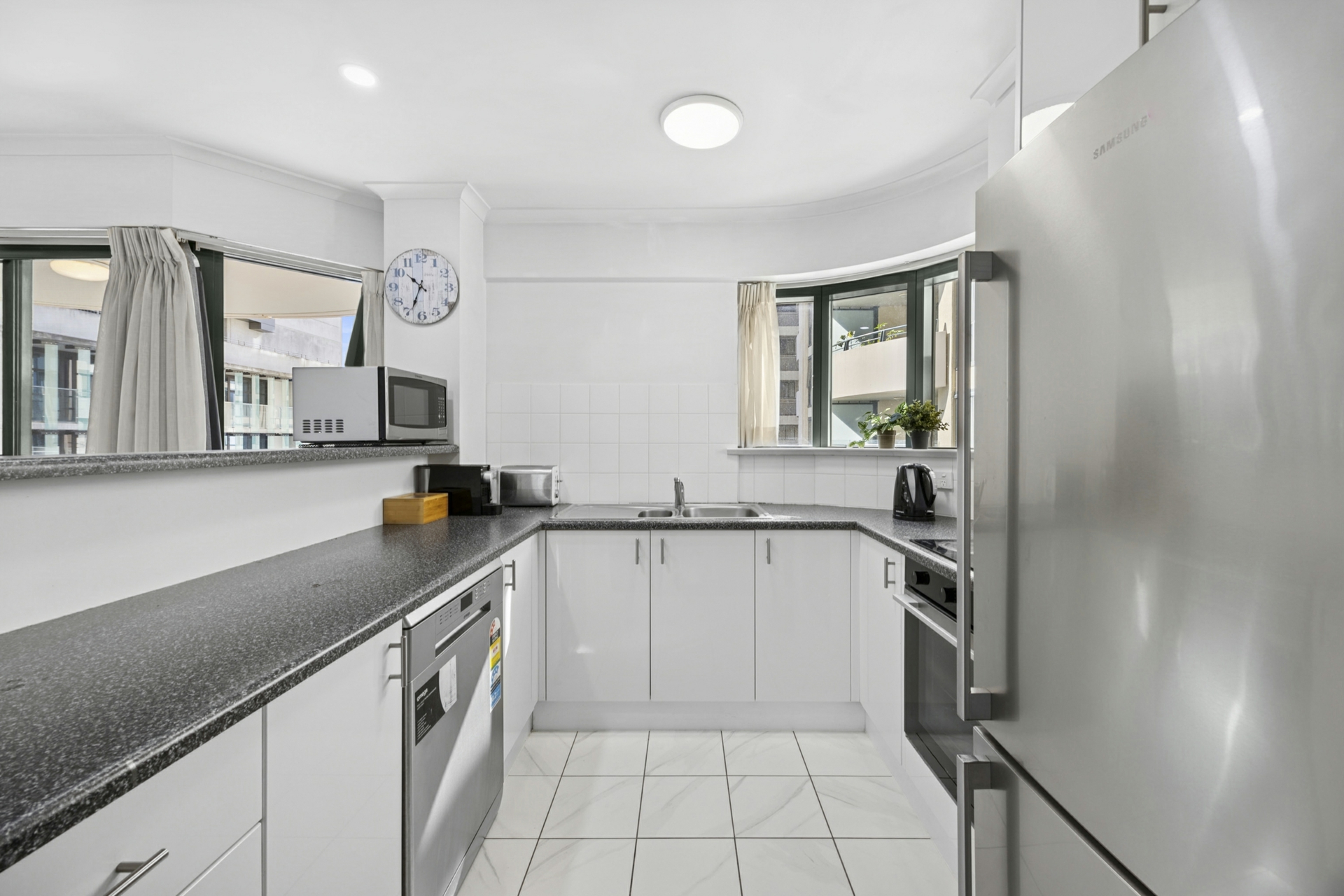 220/74 Northbourne Avenue — photo 8 of 18