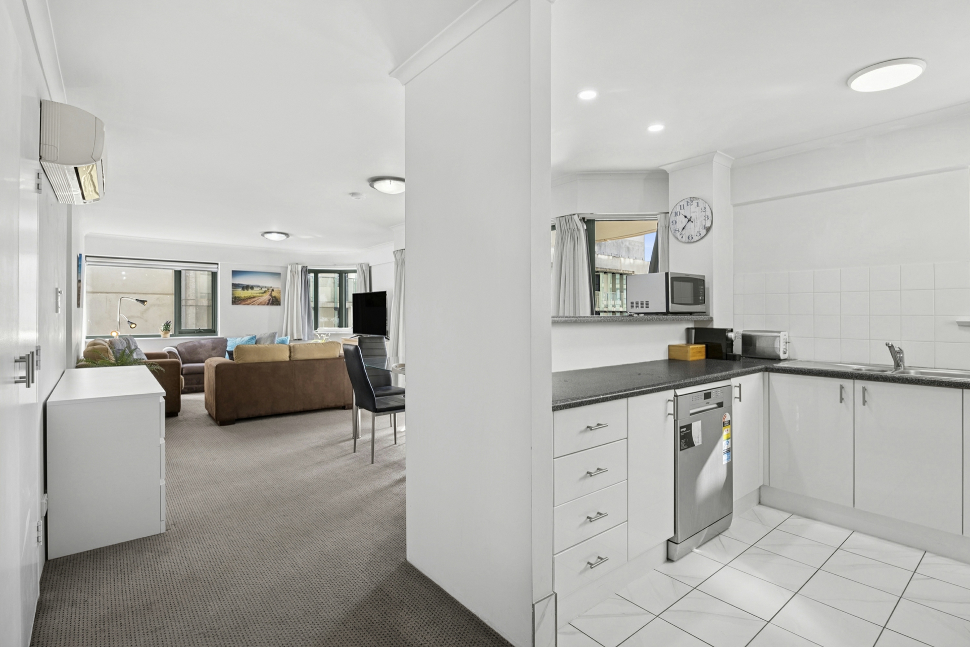 220/74 Northbourne Avenue — photo 14 of 18