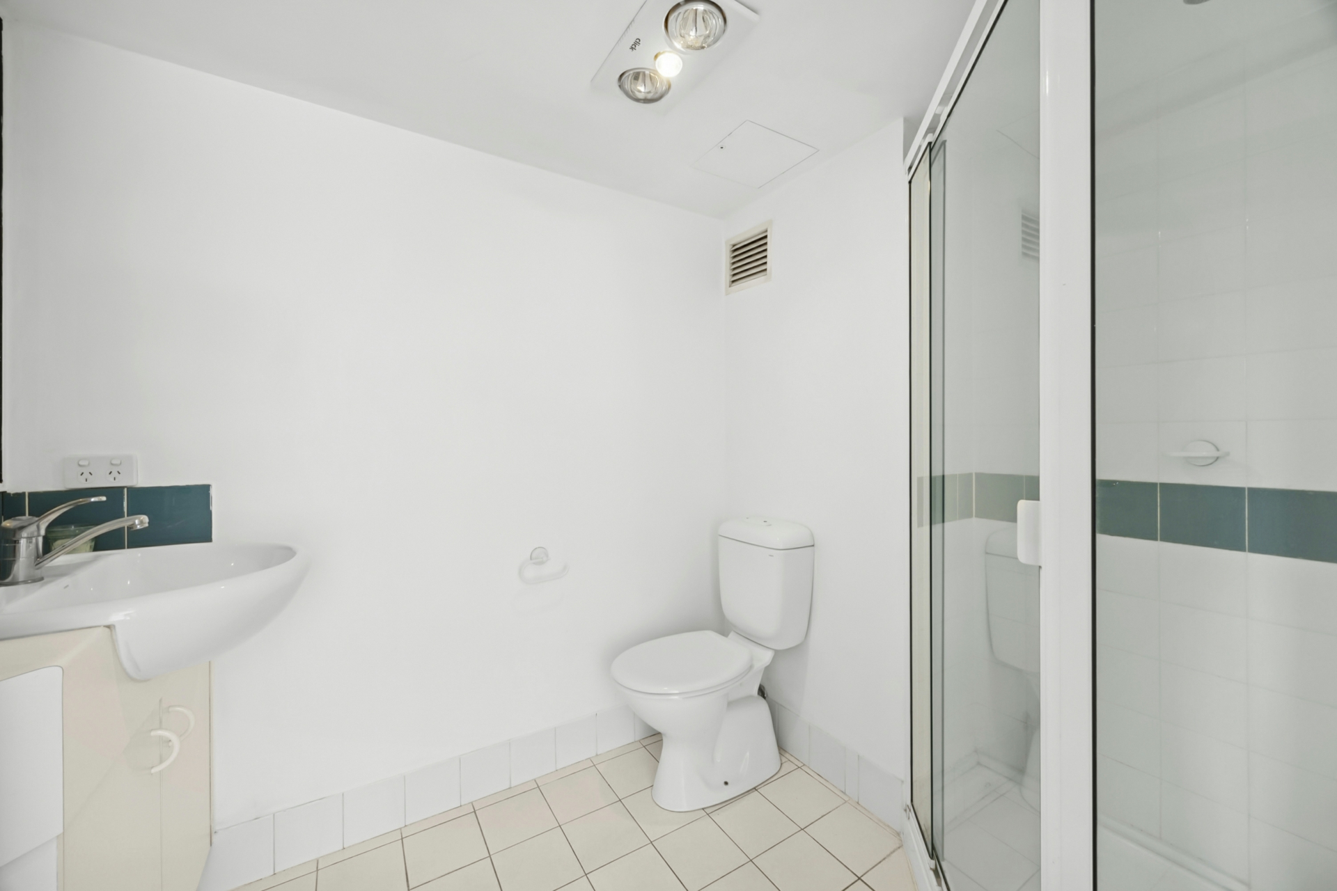220/74 Northbourne Avenue — photo 15 of 18